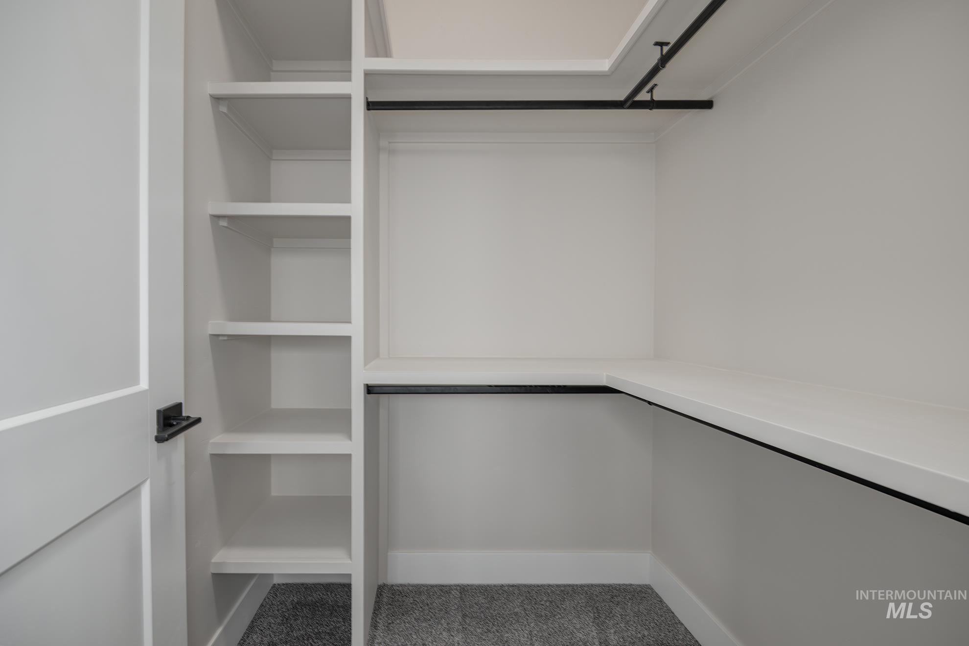 3228 Flight Deck Dr, New Plymouth, Idaho 83655, 6 Bedrooms, 3.5 Bathrooms, Residential For Sale, Price $1,090,000,MLS 98971017