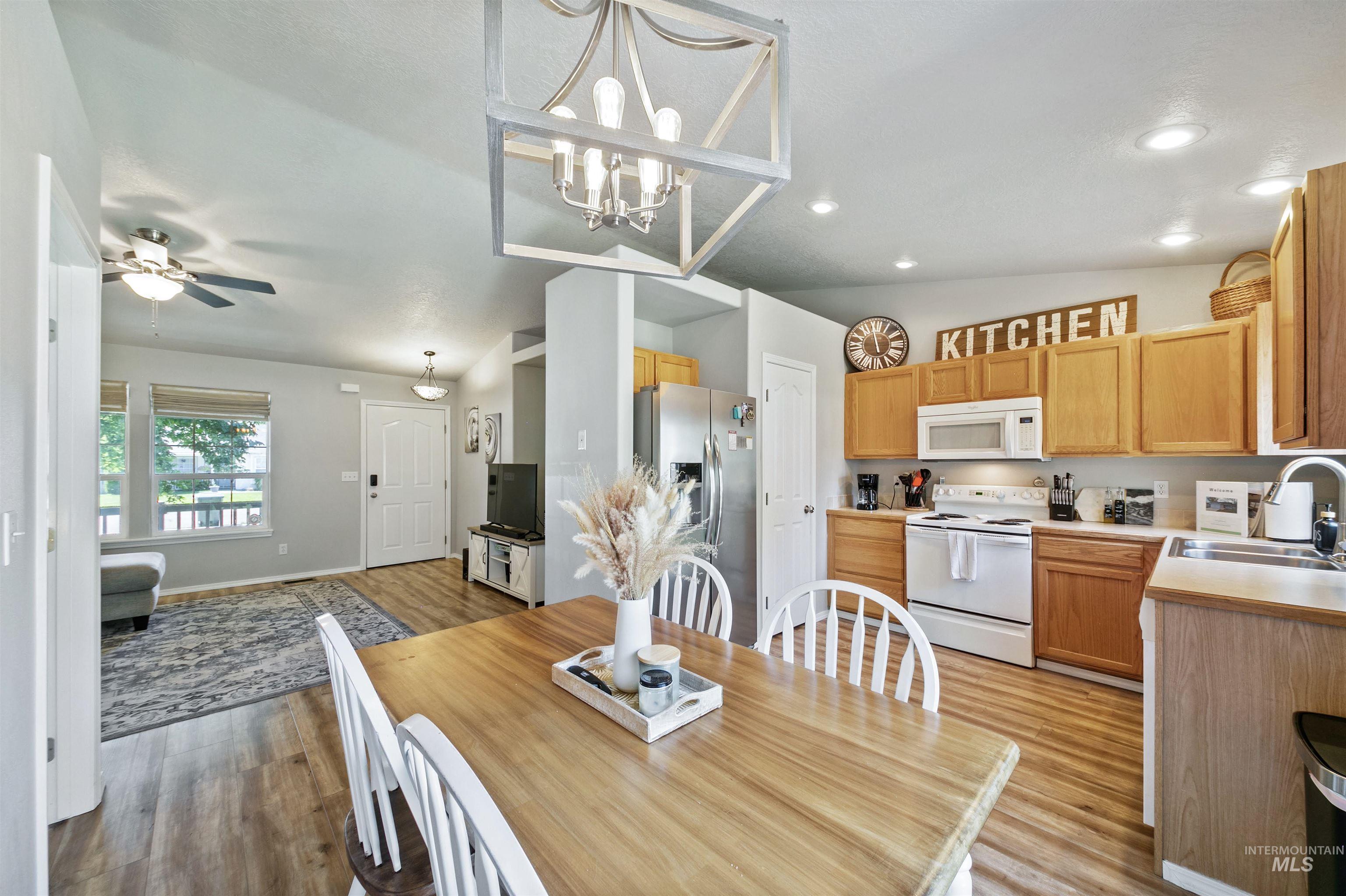 1322 N Atherton Ave., Kuna, Idaho 83634, 3 Bedrooms, 2 Bathrooms, Residential For Sale, Price $365,000, 98971019