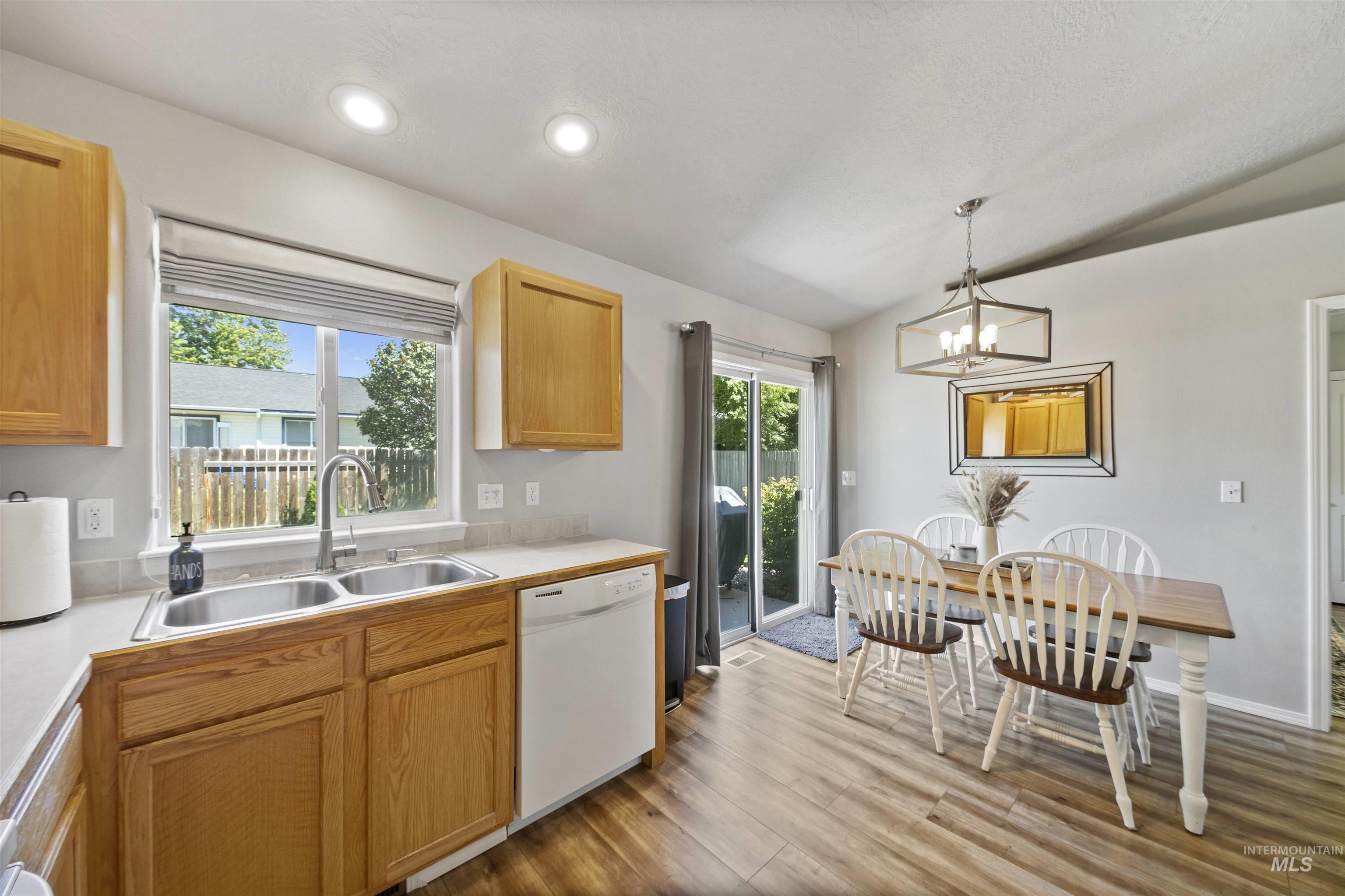 1322 N Atherton Ave., Kuna, Idaho 83634, 3 Bedrooms, 2 Bathrooms, Residential For Sale, Price $365,000, 98971019