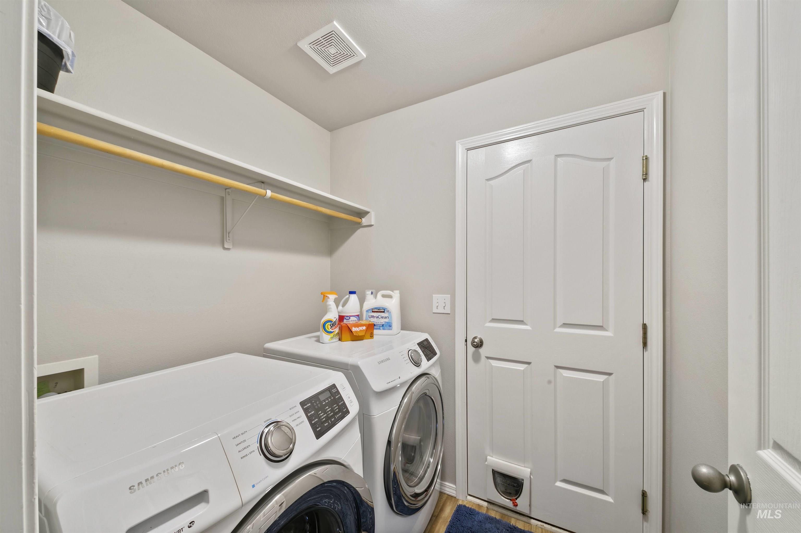 1322 N Atherton Ave., Kuna, Idaho 83634, 3 Bedrooms, 2 Bathrooms, Residential For Sale, Price $365,000, 98971019