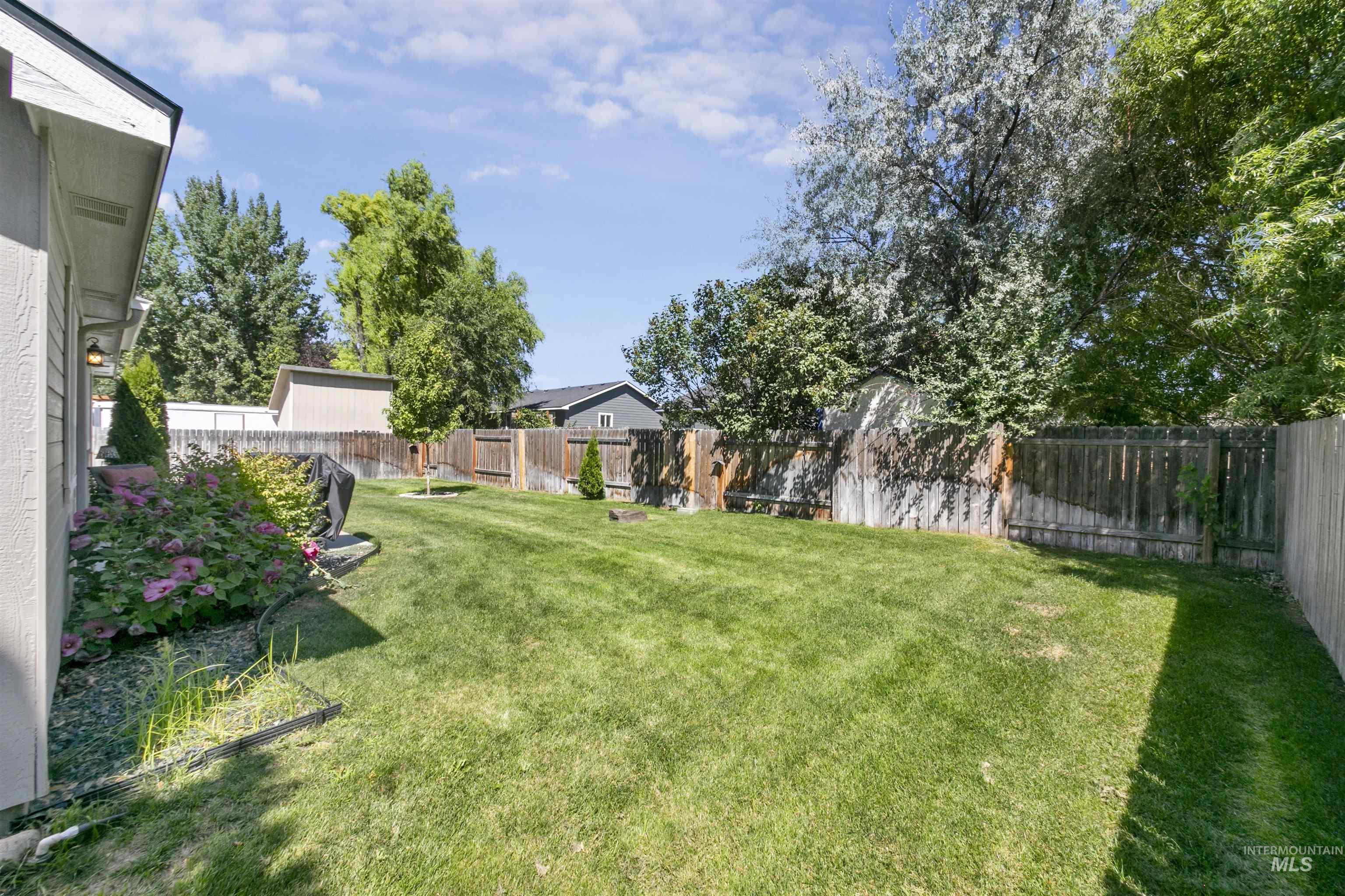 1322 N Atherton Ave., Kuna, Idaho 83634, 3 Bedrooms, 2 Bathrooms, Residential For Sale, Price $365,000, 98971019