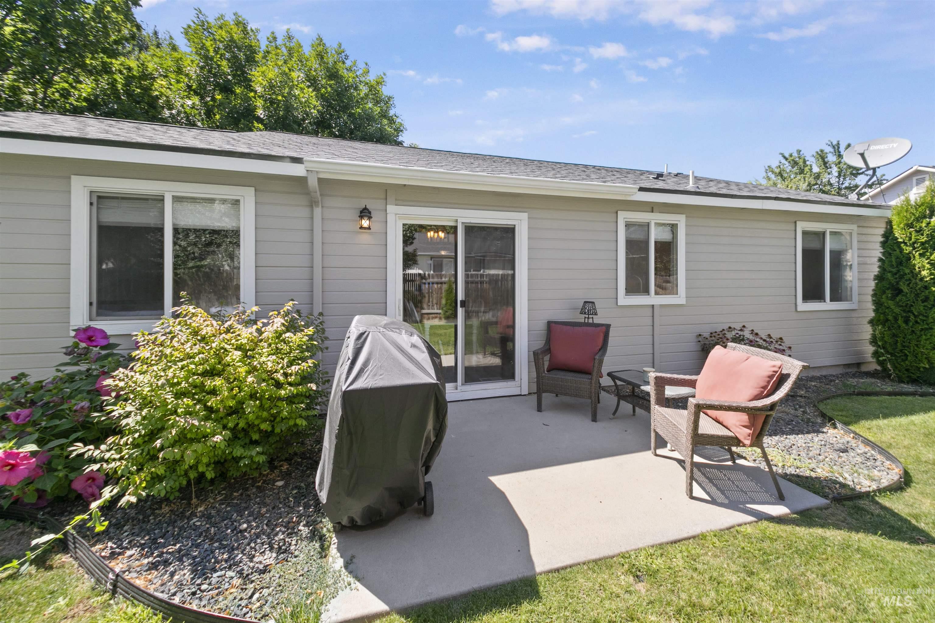 1322 N Atherton Ave., Kuna, Idaho 83634, 3 Bedrooms, 2 Bathrooms, Residential For Sale, Price $365,000, 98971019