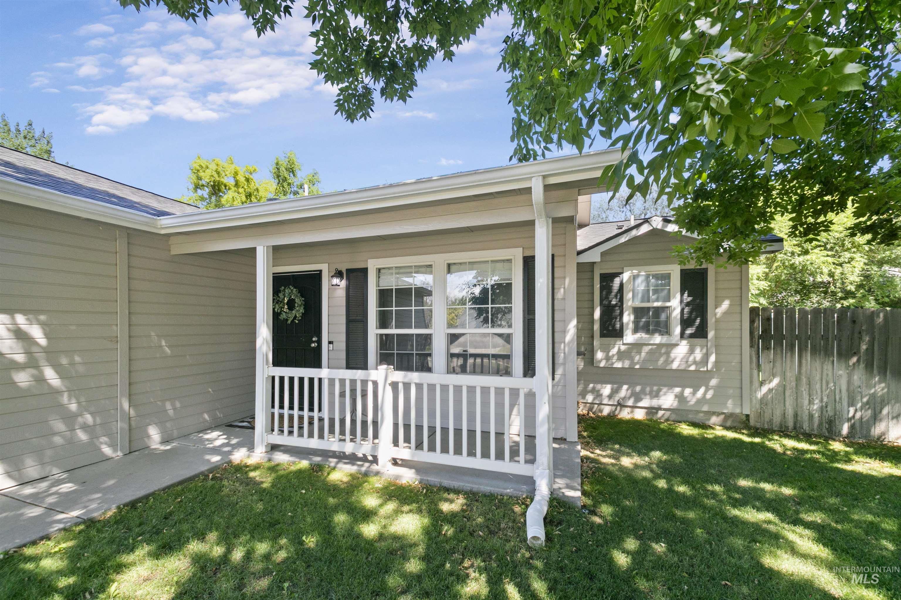 1322 N Atherton Ave., Kuna, Idaho 83634, 3 Bedrooms, 2 Bathrooms, Residential For Sale, Price $365,000, 98971019