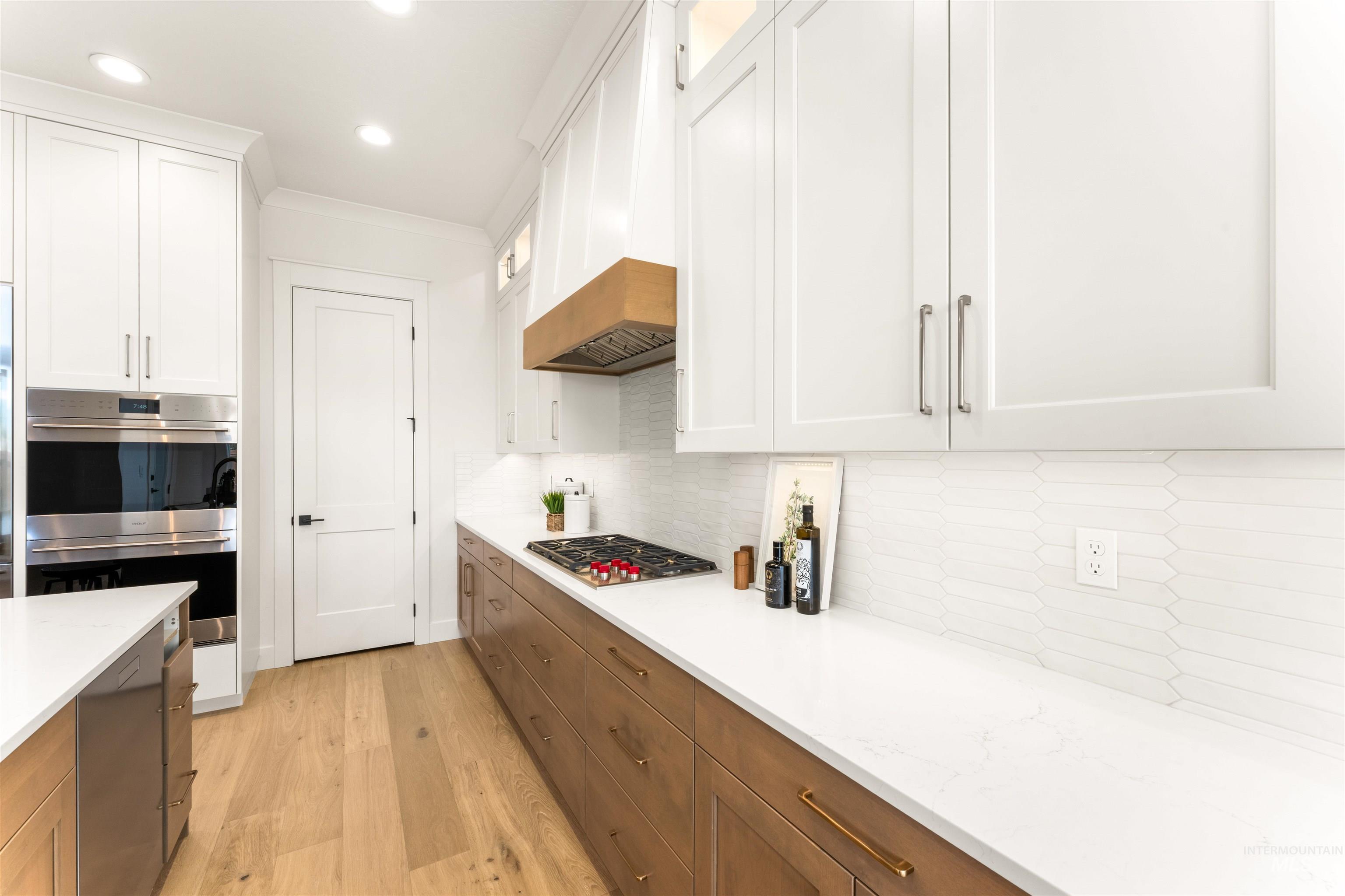 841 N Danville Ave, Eagle, Idaho 83616, 4 Bedrooms, 2.5 Bathrooms, Residential For Sale, Price $949,900, 98971020