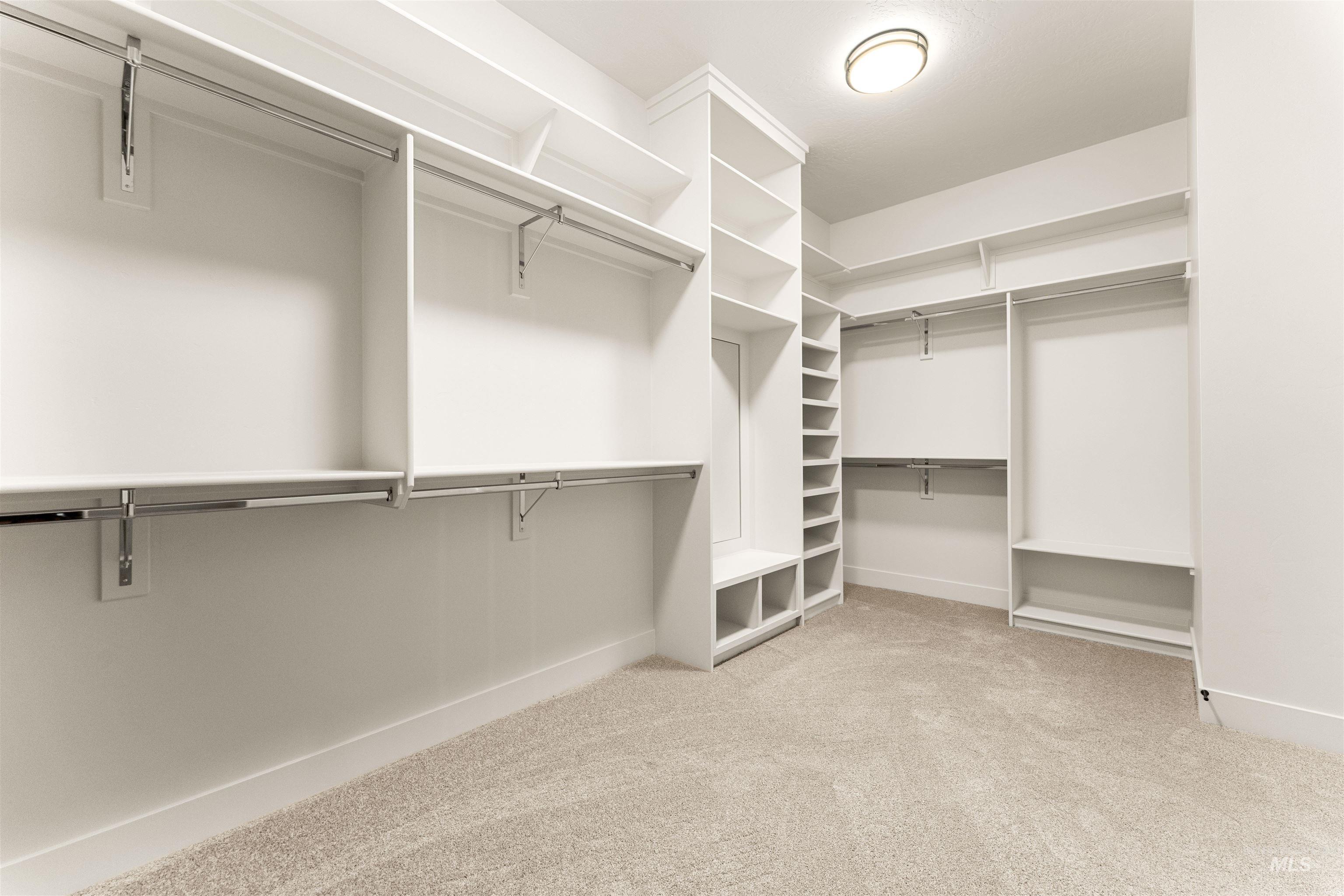 841 N Danville Ave, Eagle, Idaho 83616, 4 Bedrooms, 2.5 Bathrooms, Residential For Sale, Price $949,900, 98971020