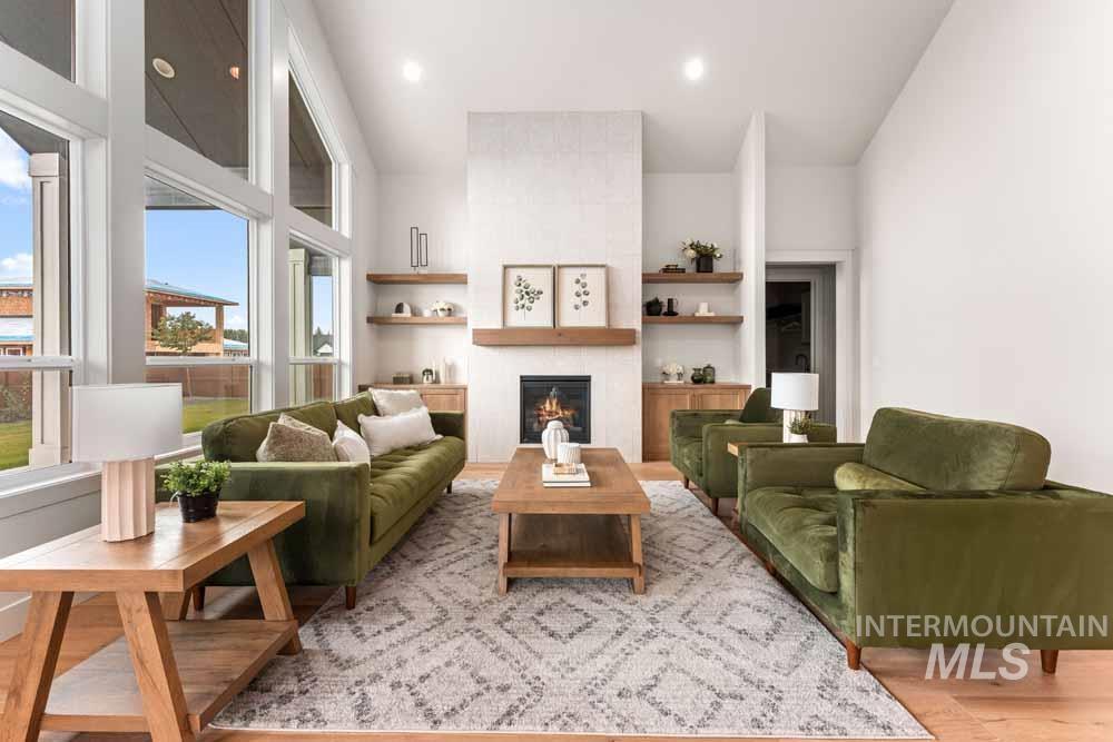 841 N Danville Ave, Eagle, Idaho 83616, 4 Bedrooms, 2.5 Bathrooms, Residential For Sale, Price $949,900, 98971020