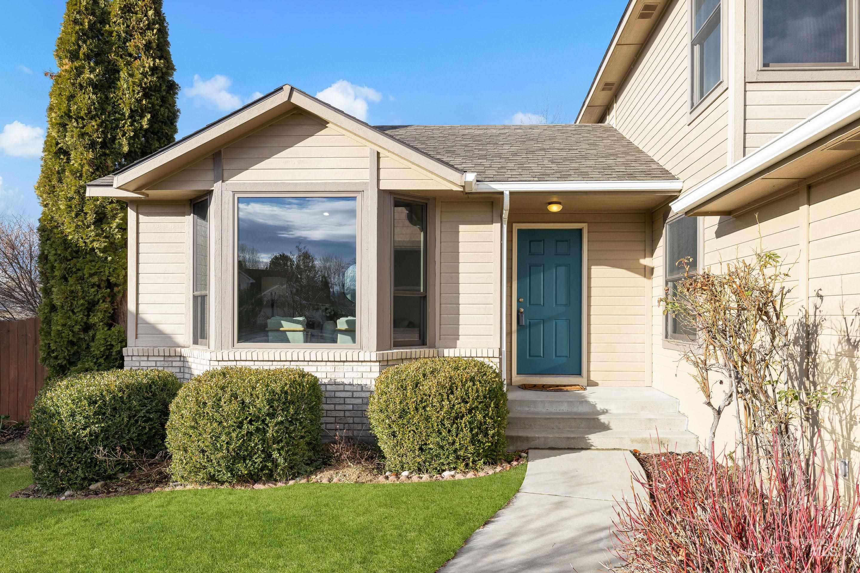 5925 S Teak Way, Boise, Idaho 83716, 4 Bedrooms, 3 Bathrooms, Residential For Sale, Price $544,900, 98971023