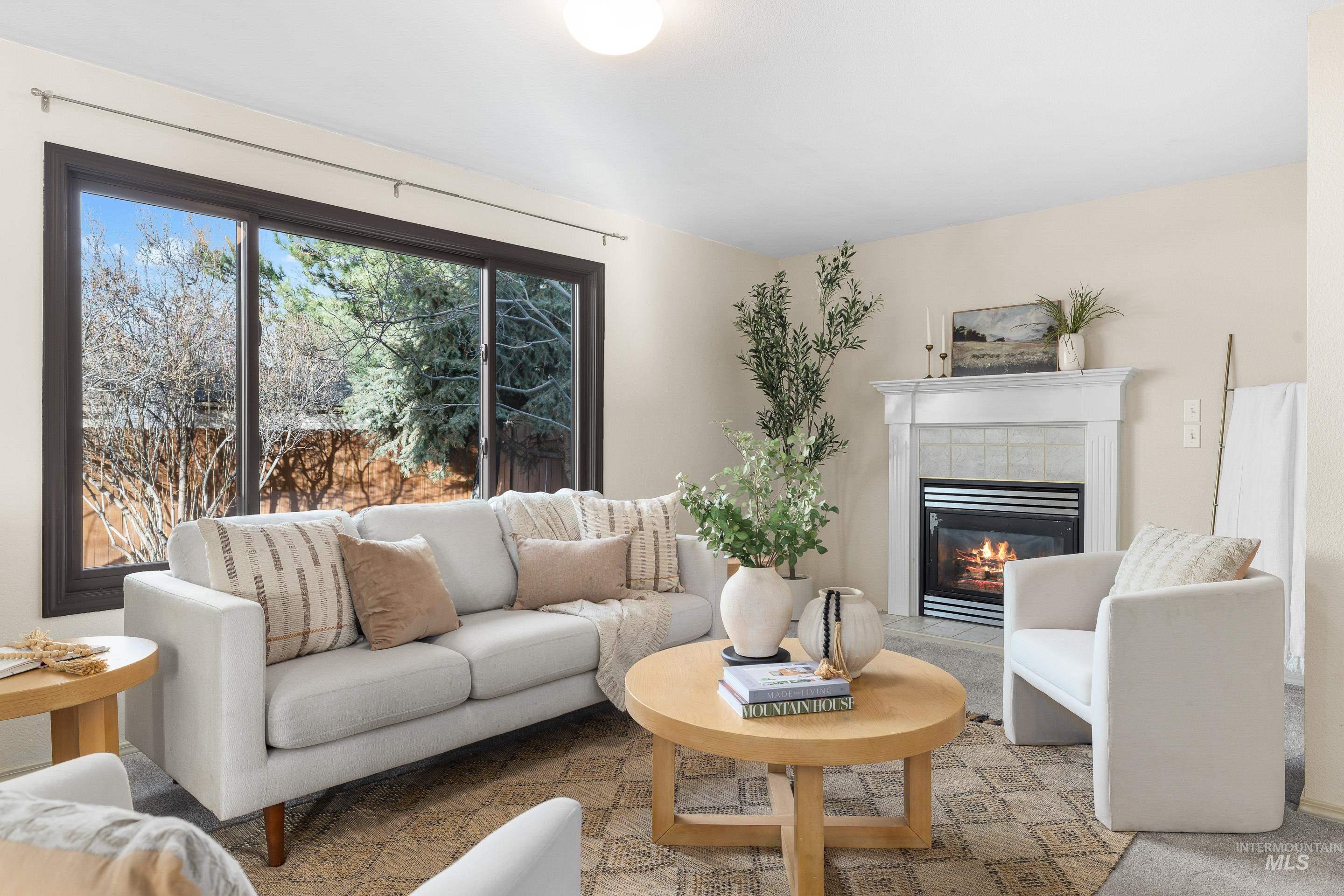 5925 S Teak Way, Boise, Idaho 83716, 4 Bedrooms, 3 Bathrooms, Residential For Sale, Price $544,900, 98971023