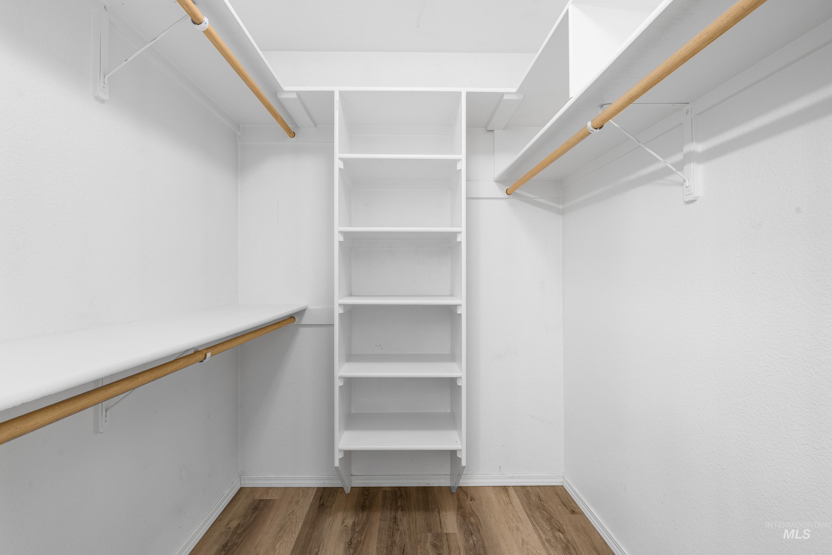 5925 S Teak Way, Boise, Idaho 83716, 4 Bedrooms, 3 Bathrooms, Residential For Sale, Price $544,900, 98971023