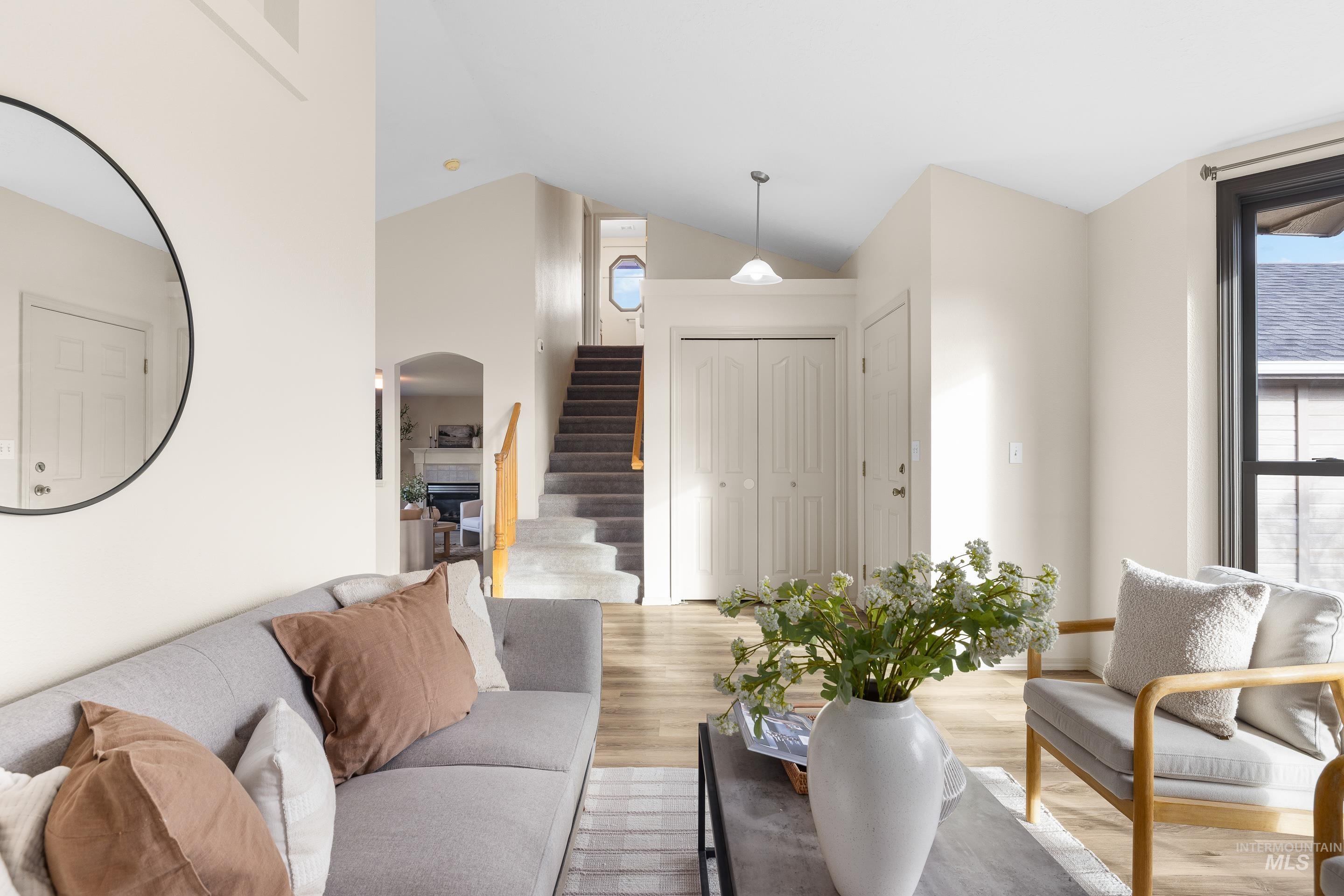 5925 S Teak Way, Boise, Idaho 83716, 4 Bedrooms, 3 Bathrooms, Residential For Sale, Price $544,900, 98971023