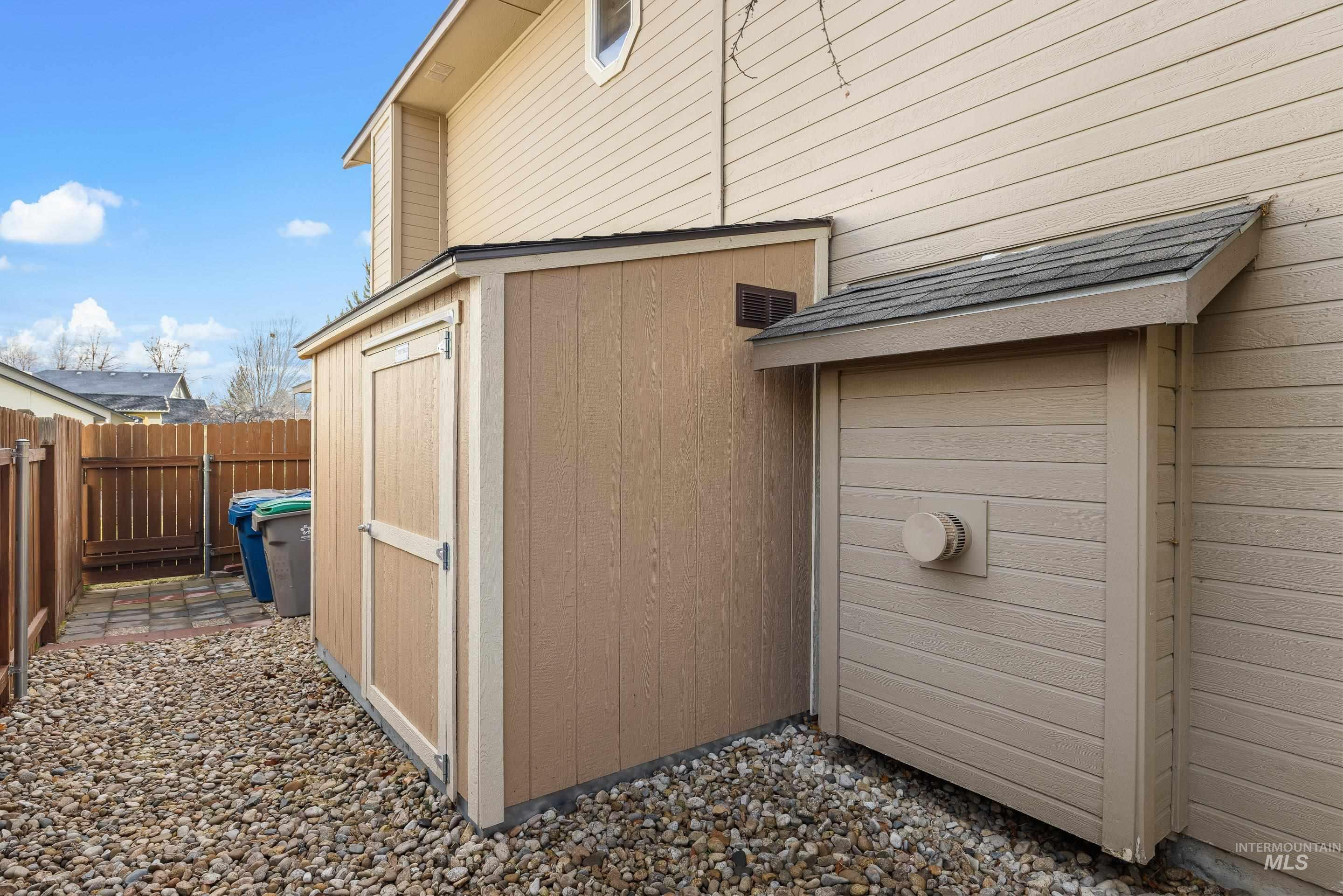 5925 S Teak Way, Boise, Idaho 83716, 4 Bedrooms, 3 Bathrooms, Residential For Sale, Price $544,900, 98971023