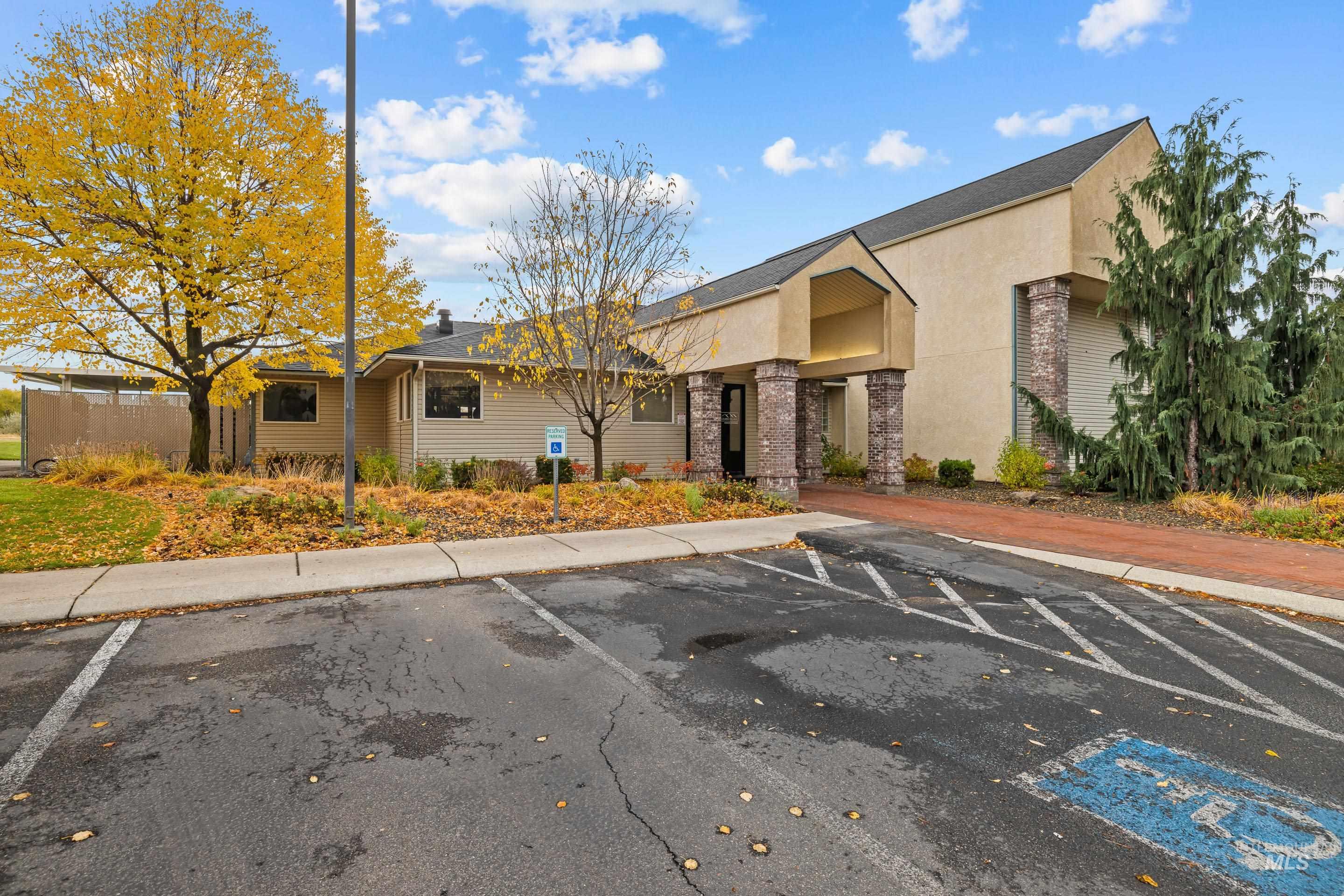 5925 S Teak Way, Boise, Idaho 83716, 4 Bedrooms, 3 Bathrooms, Residential For Sale, Price $544,900, 98971023