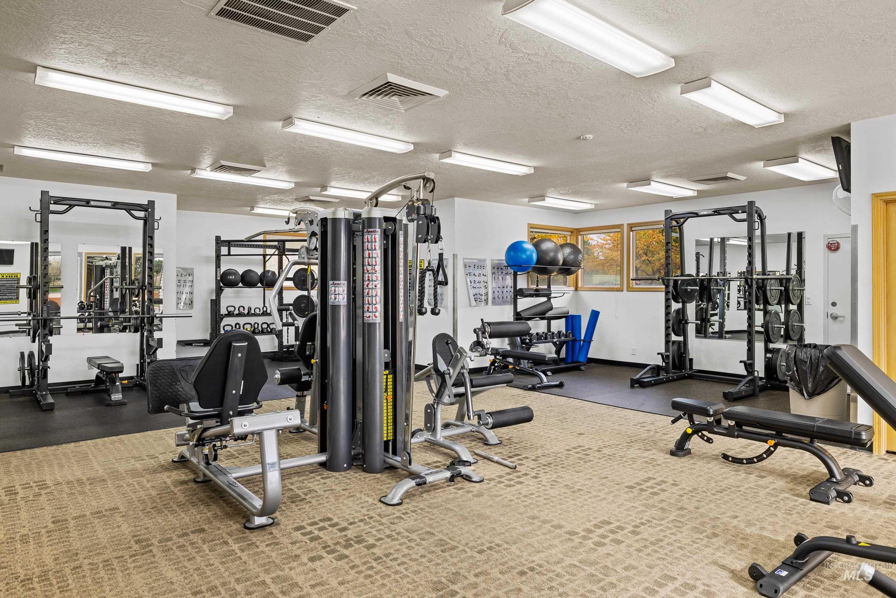 5925 S Teak Way, Boise, Idaho 83716, 4 Bedrooms, 3 Bathrooms, Residential For Sale, Price $544,900, 98971023