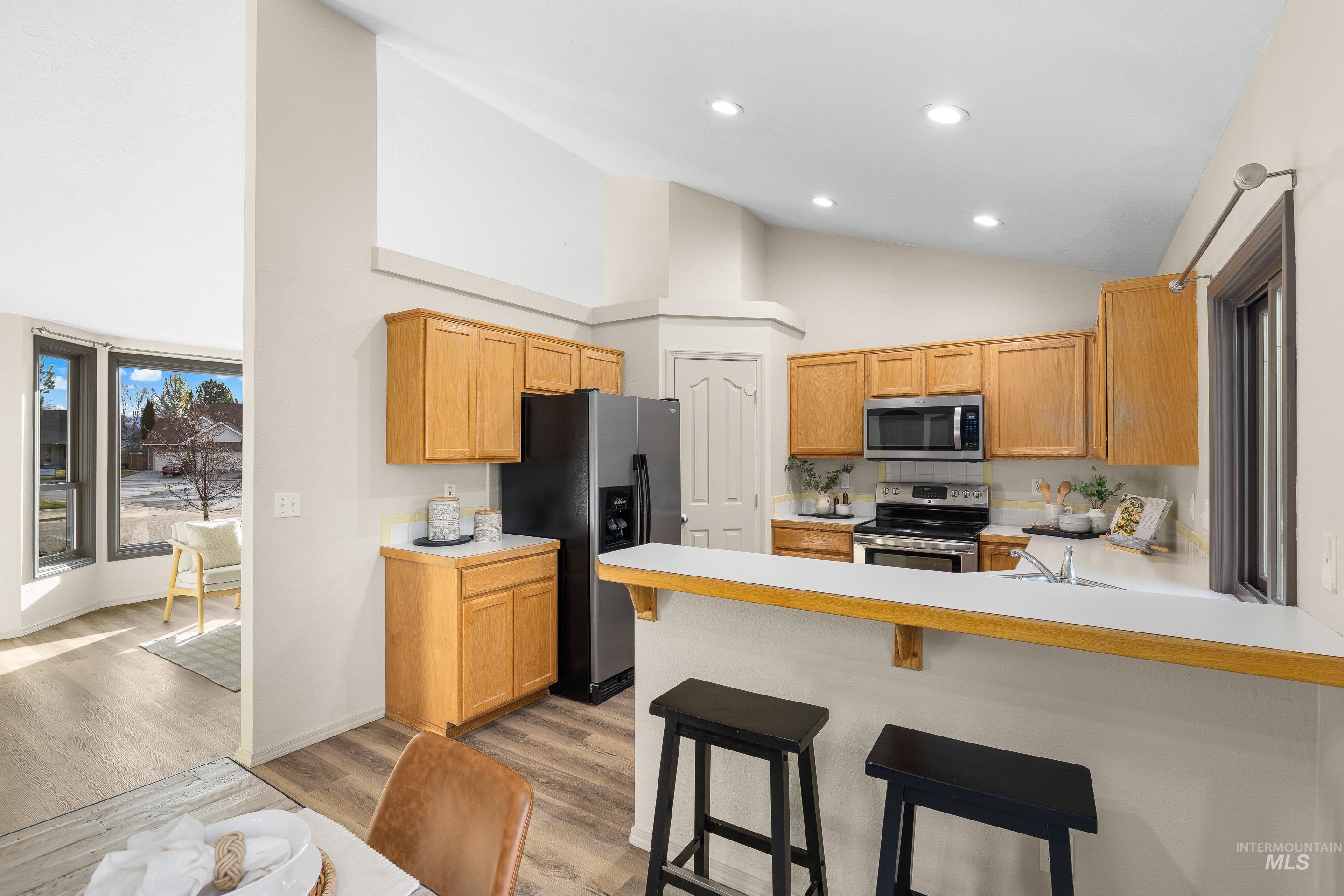 5925 S Teak Way, Boise, Idaho 83716, 4 Bedrooms, 3 Bathrooms, Residential For Sale, Price $544,900, 98971023