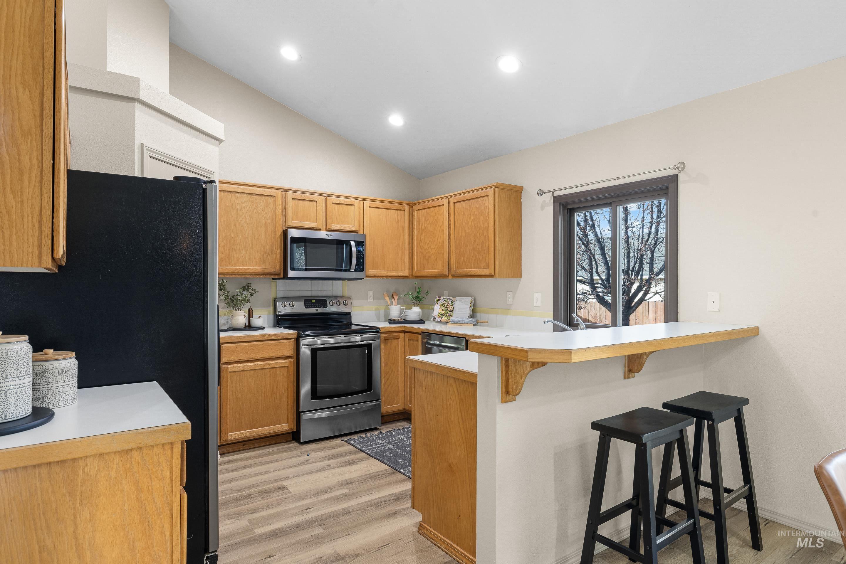 5925 S Teak Way, Boise, Idaho 83716, 4 Bedrooms, 3 Bathrooms, Residential For Sale, Price $544,900, 98971023