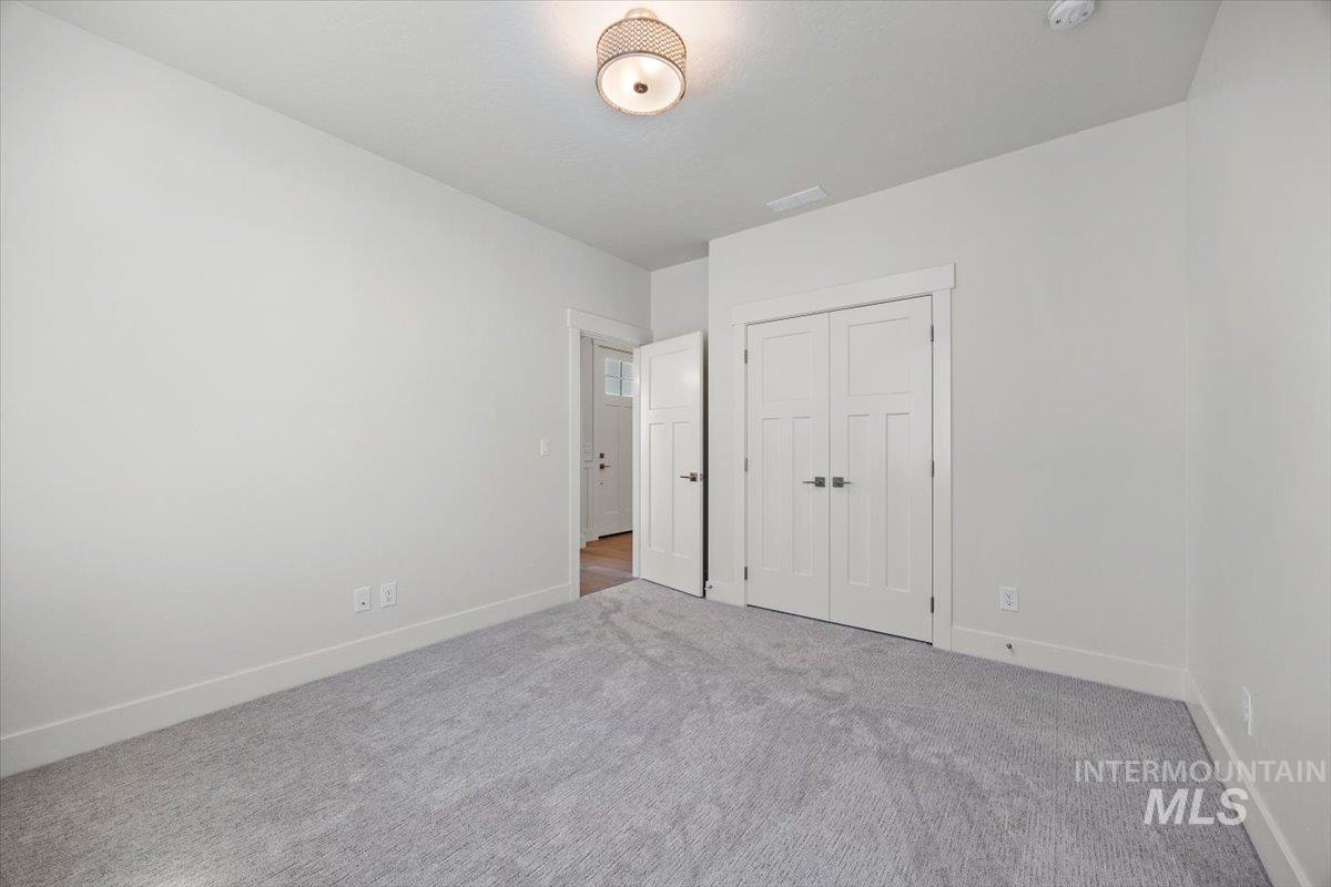 7522 E Newcastle, Nampa, Idaho 83687, 4 Bedrooms, 2.5 Bathrooms, Residential For Sale, Price $819,000, 98971031