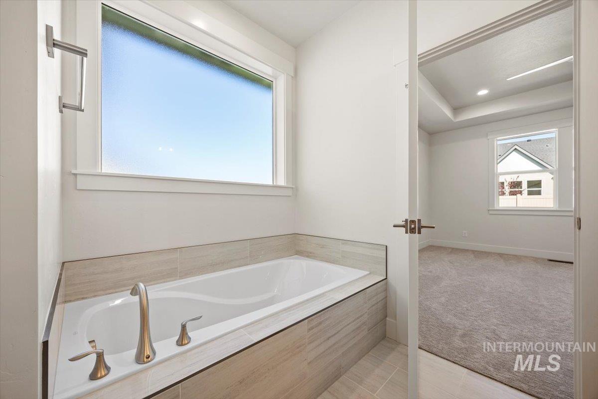 7522 E Newcastle, Nampa, Idaho 83687, 4 Bedrooms, 2.5 Bathrooms, Residential For Sale, Price $819,000, 98971031