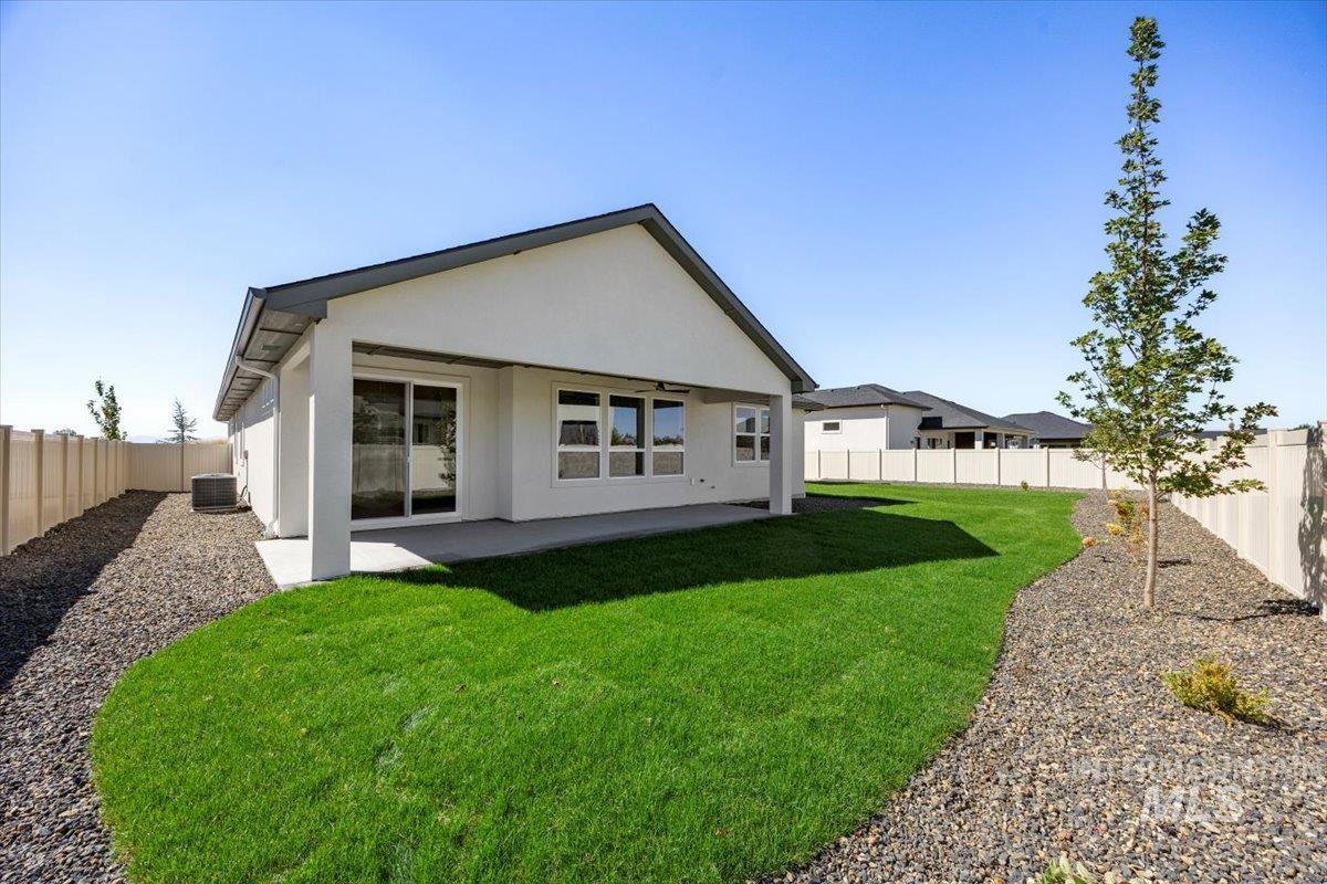 7522 E Newcastle, Nampa, Idaho 83687, 4 Bedrooms, 2.5 Bathrooms, Residential For Sale, Price $819,000, 98971031