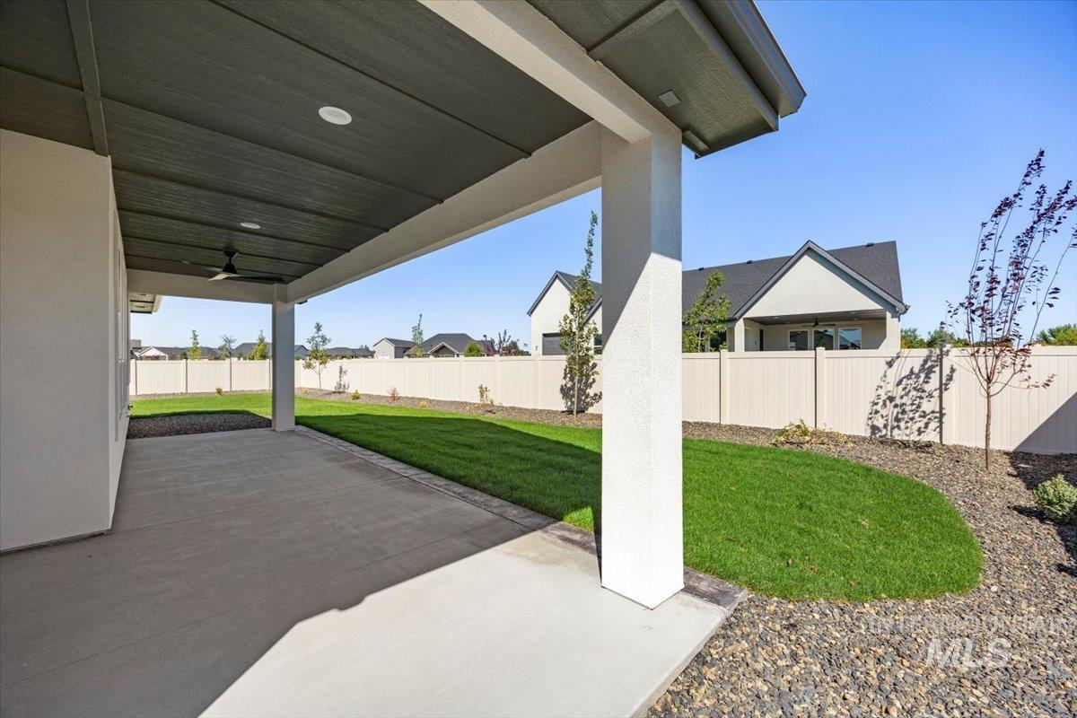 7522 E Newcastle, Nampa, Idaho 83687, 4 Bedrooms, 2.5 Bathrooms, Residential For Sale, Price $819,000, 98971031