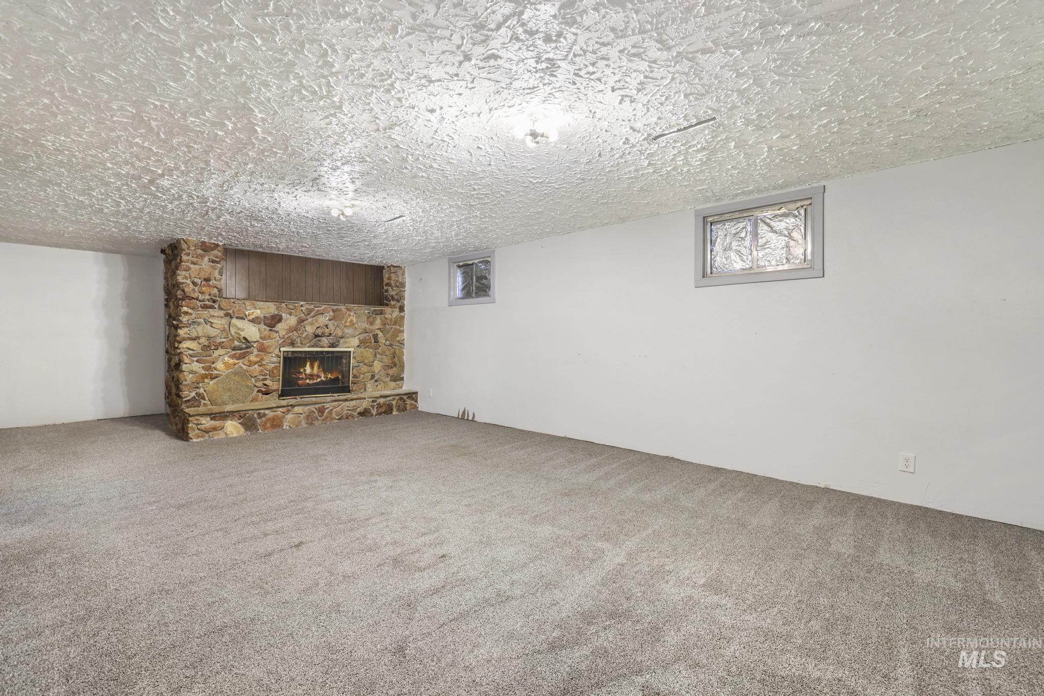 612 Highland Rd, Jerome, Idaho 83338, 4 Bedrooms, 2 Bathrooms, Residential For Sale, Price $362,000, 98971042