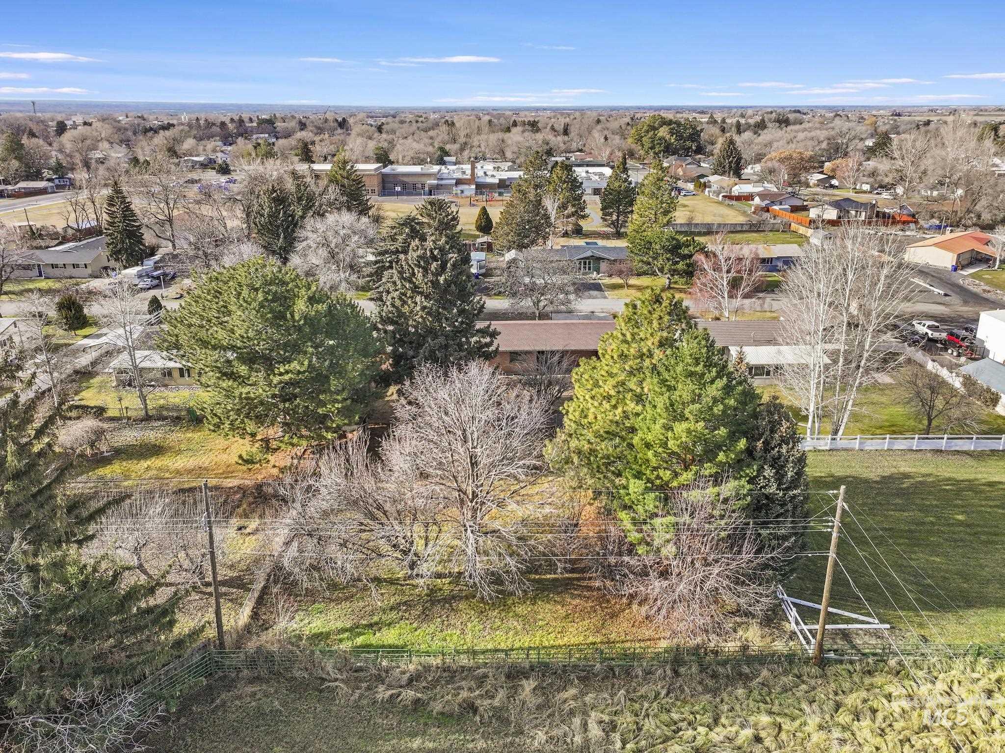 612 Highland Rd, Jerome, Idaho 83338, 4 Bedrooms, 2 Bathrooms, Residential For Sale, Price $362,000, 98971042