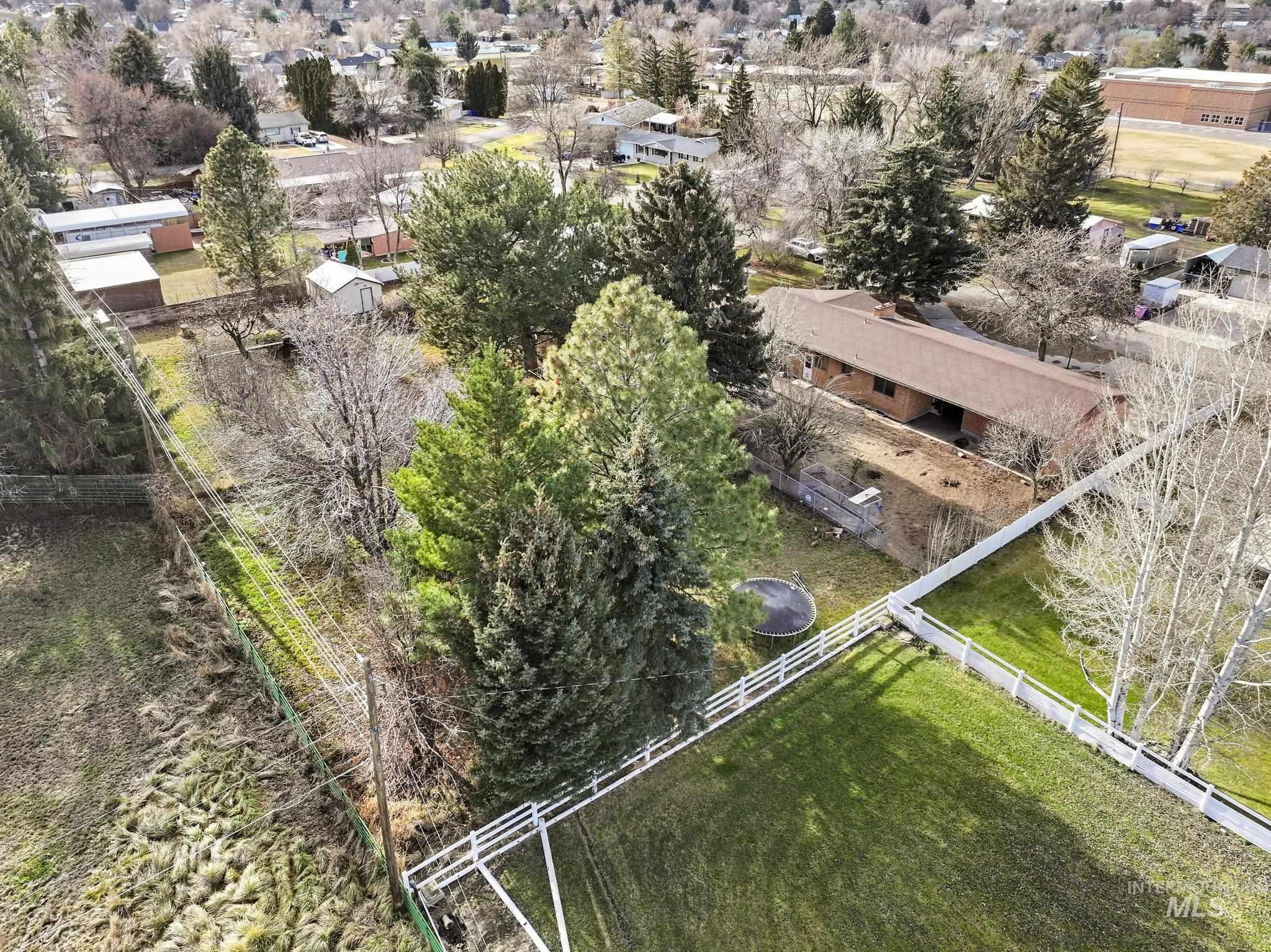 612 Highland Rd, Jerome, Idaho 83338, 4 Bedrooms, 2 Bathrooms, Residential For Sale, Price $362,000, 98971042