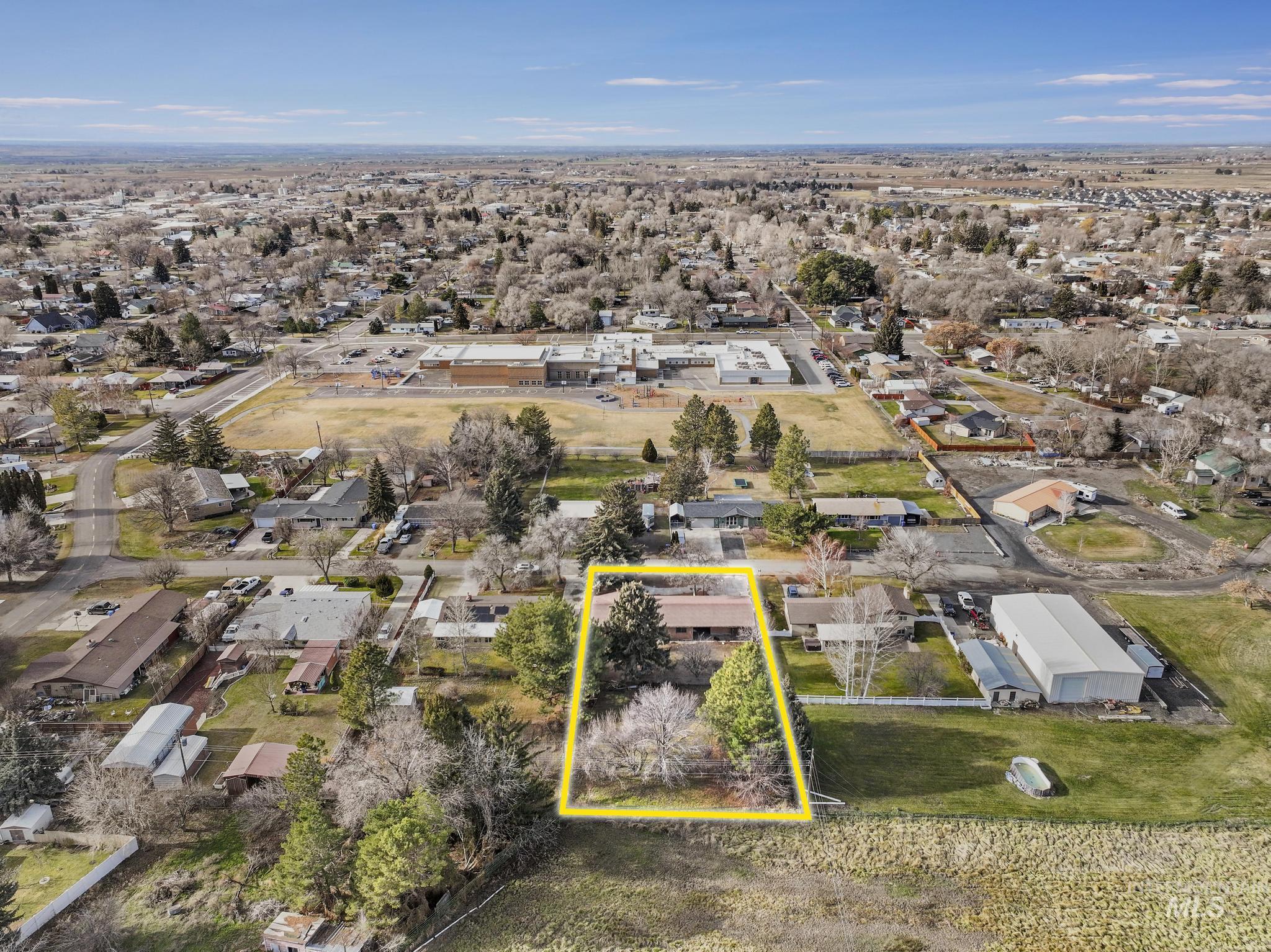 612 Highland Rd, Jerome, Idaho 83338, 4 Bedrooms, 2 Bathrooms, Residential For Sale, Price $362,000, 98971042