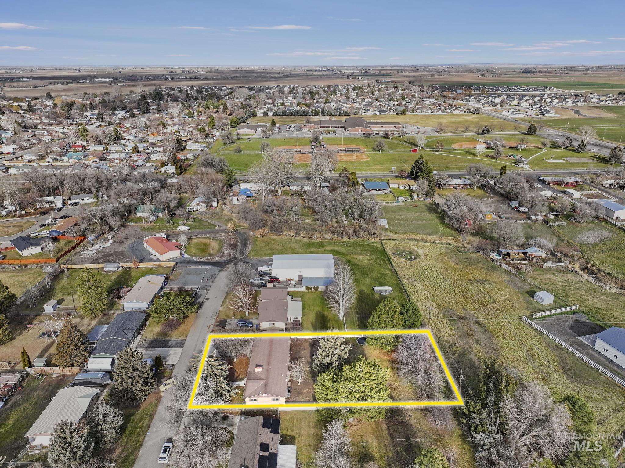 612 Highland Rd, Jerome, Idaho 83338, 4 Bedrooms, 2 Bathrooms, Residential For Sale, Price $362,000, 98971042