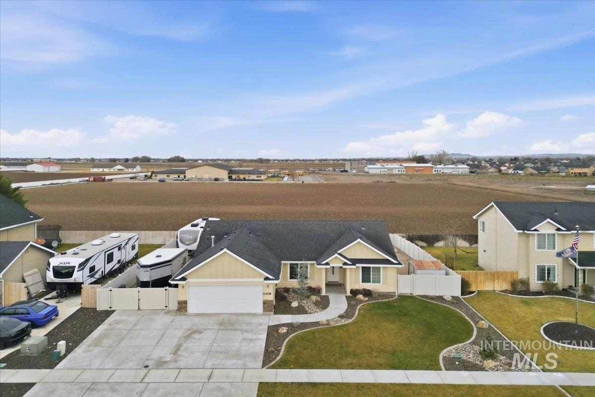 11438 W Radcliff Street, Nampa, Idaho 83651, 3 Bedrooms, 2 Bathrooms, Residential For Sale, Price $405,000, 98971049