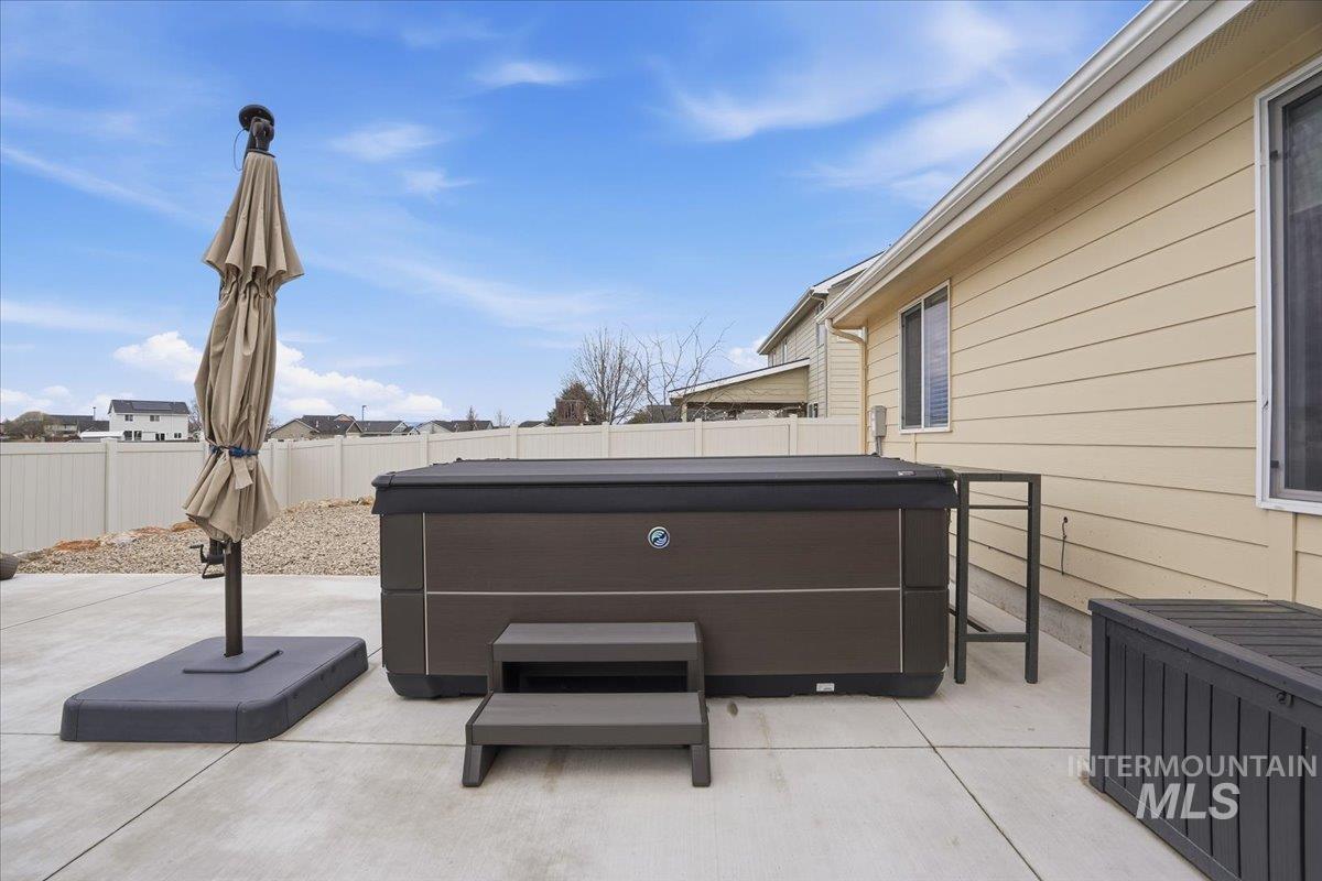 11438 W Radcliff Street, Nampa, Idaho 83651, 3 Bedrooms, 2 Bathrooms, Residential For Sale, Price $405,000, 98971049