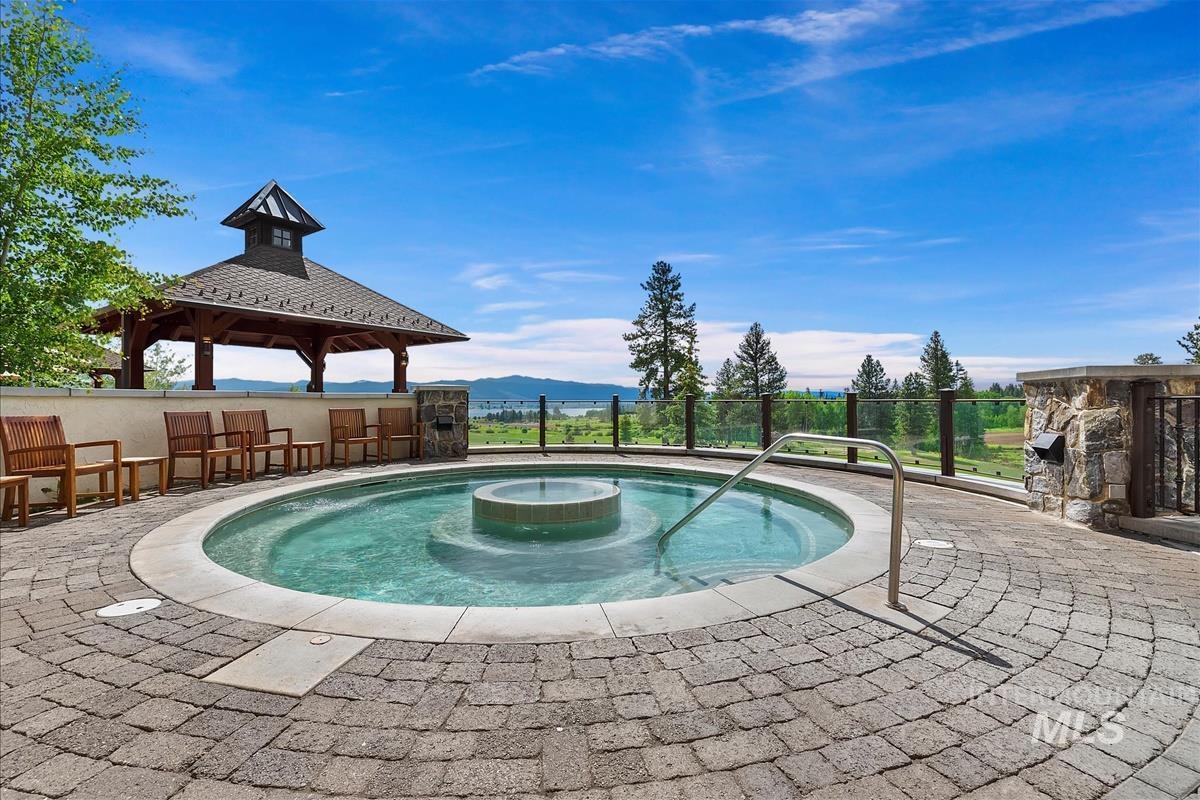 720 Village Drive, Donnelly, Idaho 83615, 1 Bathroom, Residential For Sale, Price $495,000, 98971050