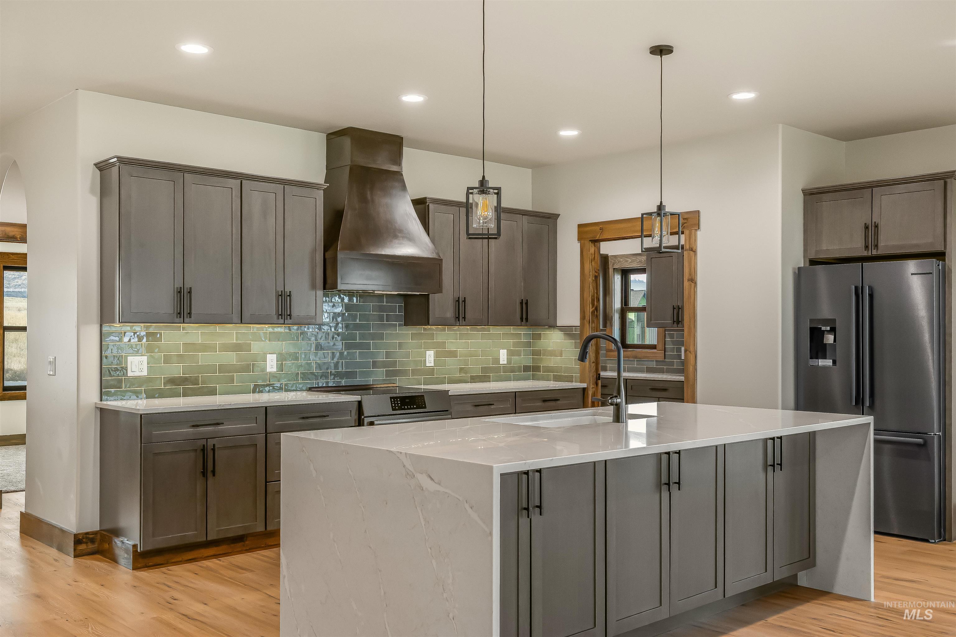 2271 Chukar Drive, Clarkston, Washington 99403, 4 Bedrooms, 3 Bathrooms, Residential For Sale, Price $950,000, 98971051