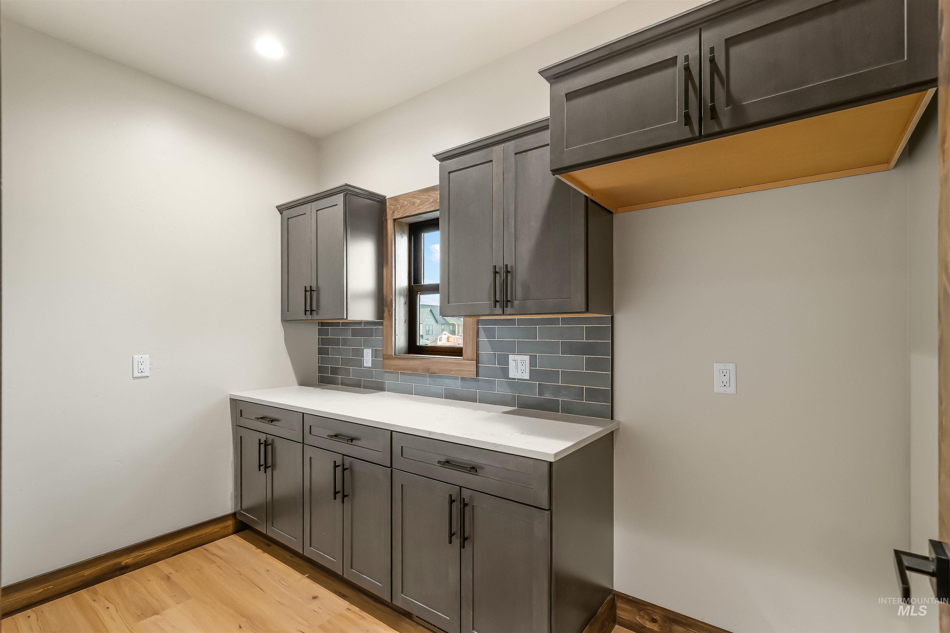 2271 Chukar Drive, Clarkston, Washington 99403, 4 Bedrooms, 3 Bathrooms, Residential For Sale, Price $950,000, 98971051