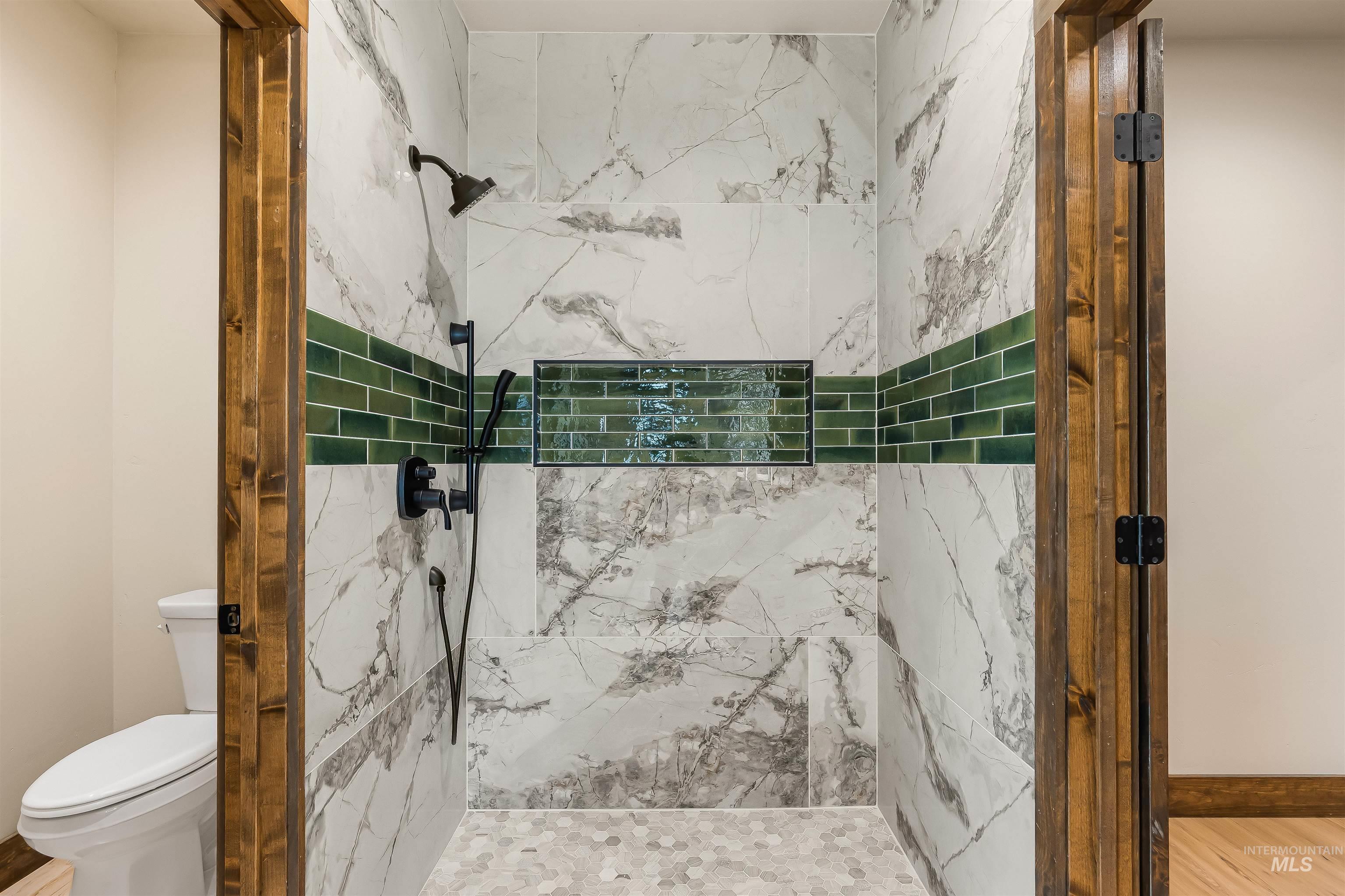 2271 Chukar Drive, Clarkston, Washington 99403, 4 Bedrooms, 3 Bathrooms, Residential For Sale, Price $950,000, 98971051