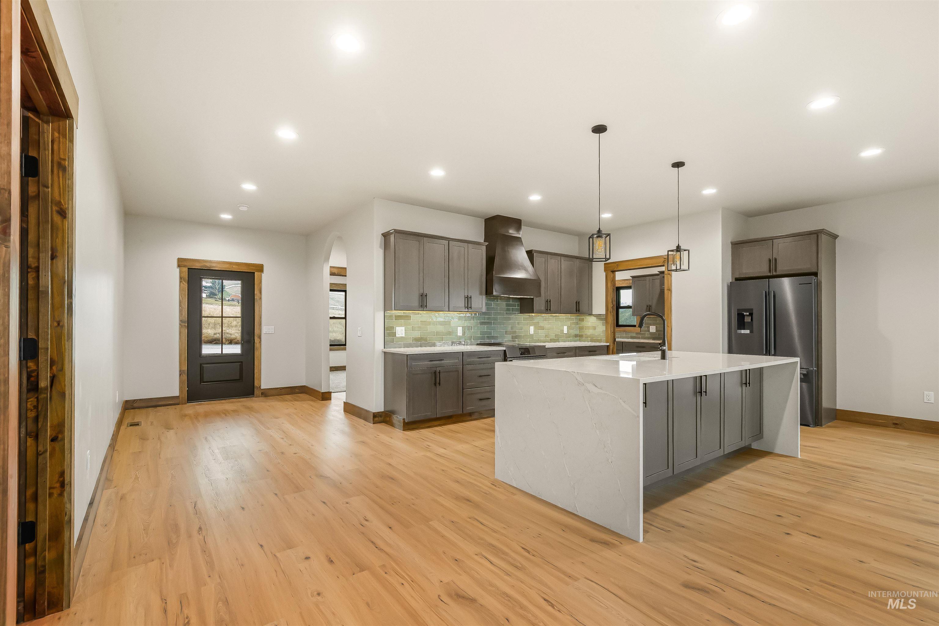 2271 Chukar Drive, Clarkston, Washington 99403, 4 Bedrooms, 3 Bathrooms, Residential For Sale, Price $950,000, 98971051