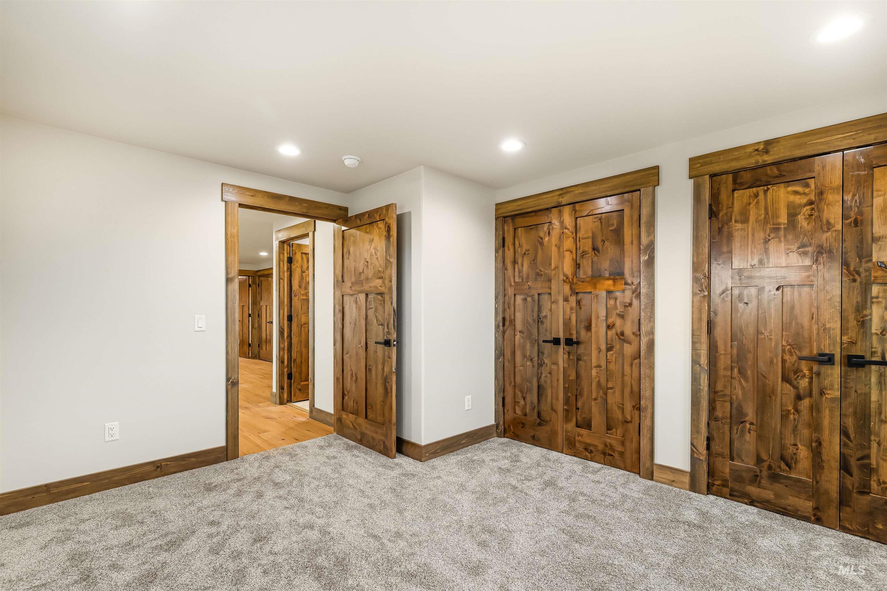 2271 Chukar Drive, Clarkston, Washington 99403, 4 Bedrooms, 3 Bathrooms, Residential For Sale, Price $950,000, 98971051