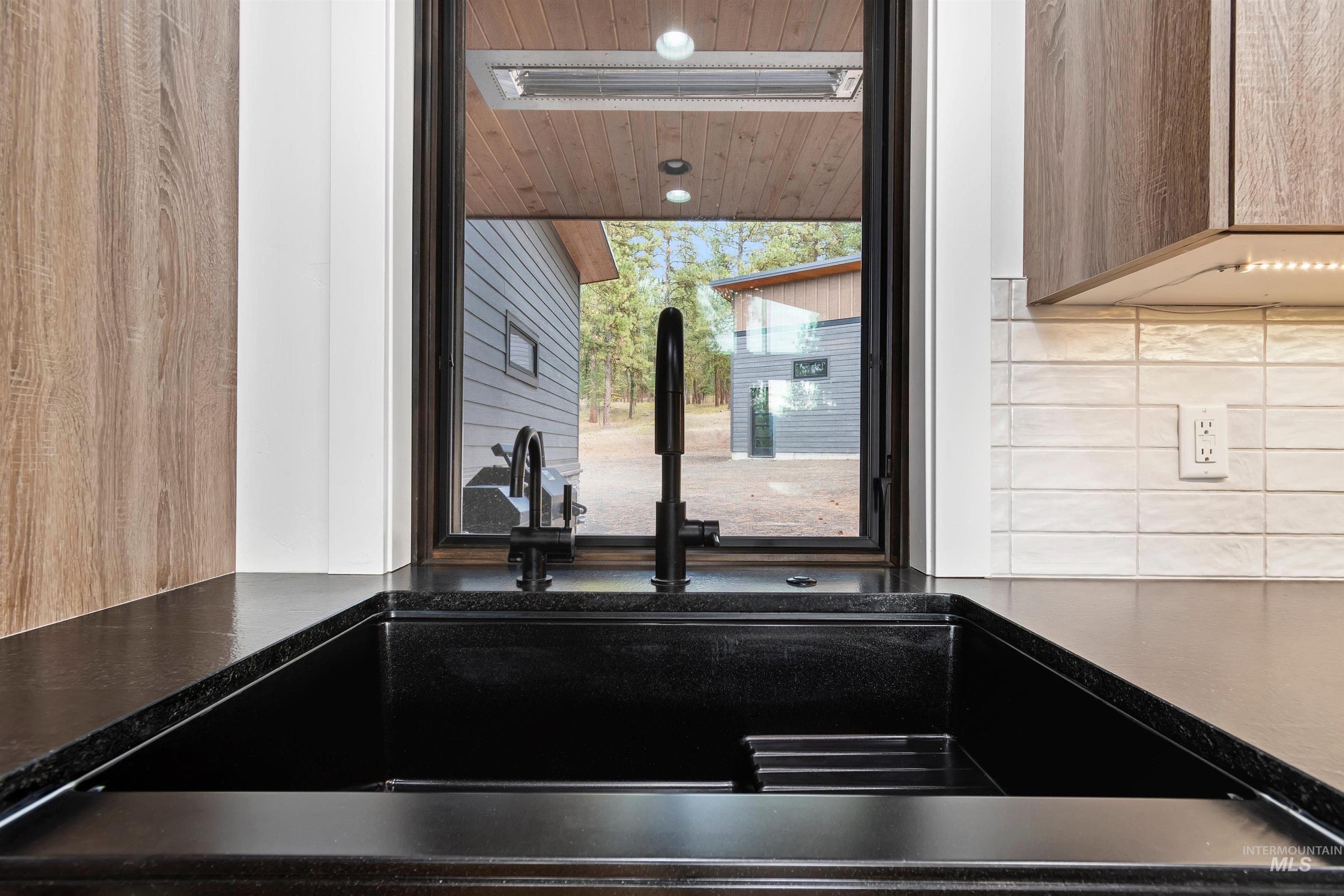 13322 Vili Road, McCall, Idaho 83638, 3 Bedrooms, 3 Bathrooms, Residential For Sale, Price $1,250,000, 98971052