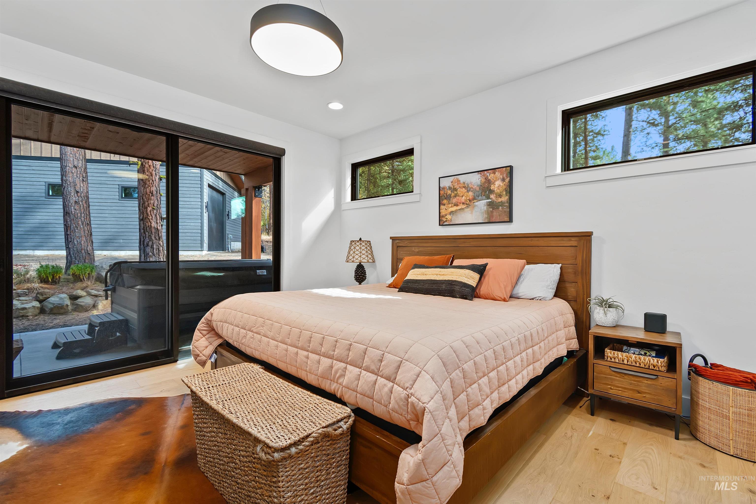 13322 Vili Road, McCall, Idaho 83638, 3 Bedrooms, 3 Bathrooms, Residential For Sale, Price $1,250,000, 98971052