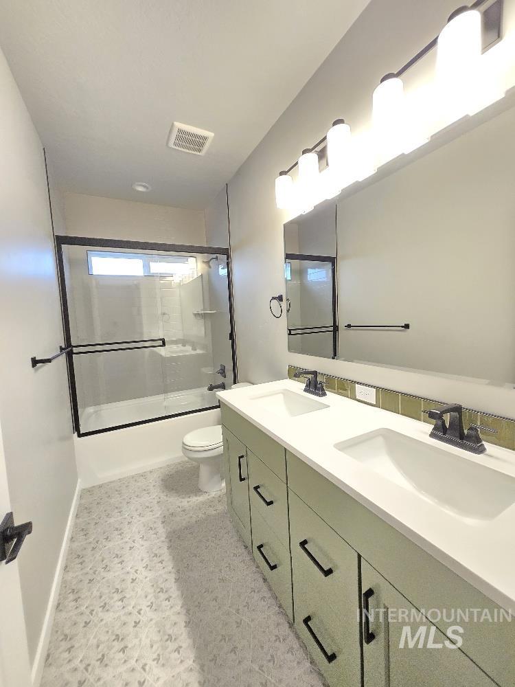 10400 Bellevue Ridge St., Nampa, Idaho 83687, 5 Bedrooms, 3 Bathrooms, Rental For Rent, Price $3,325,MLS 98971056