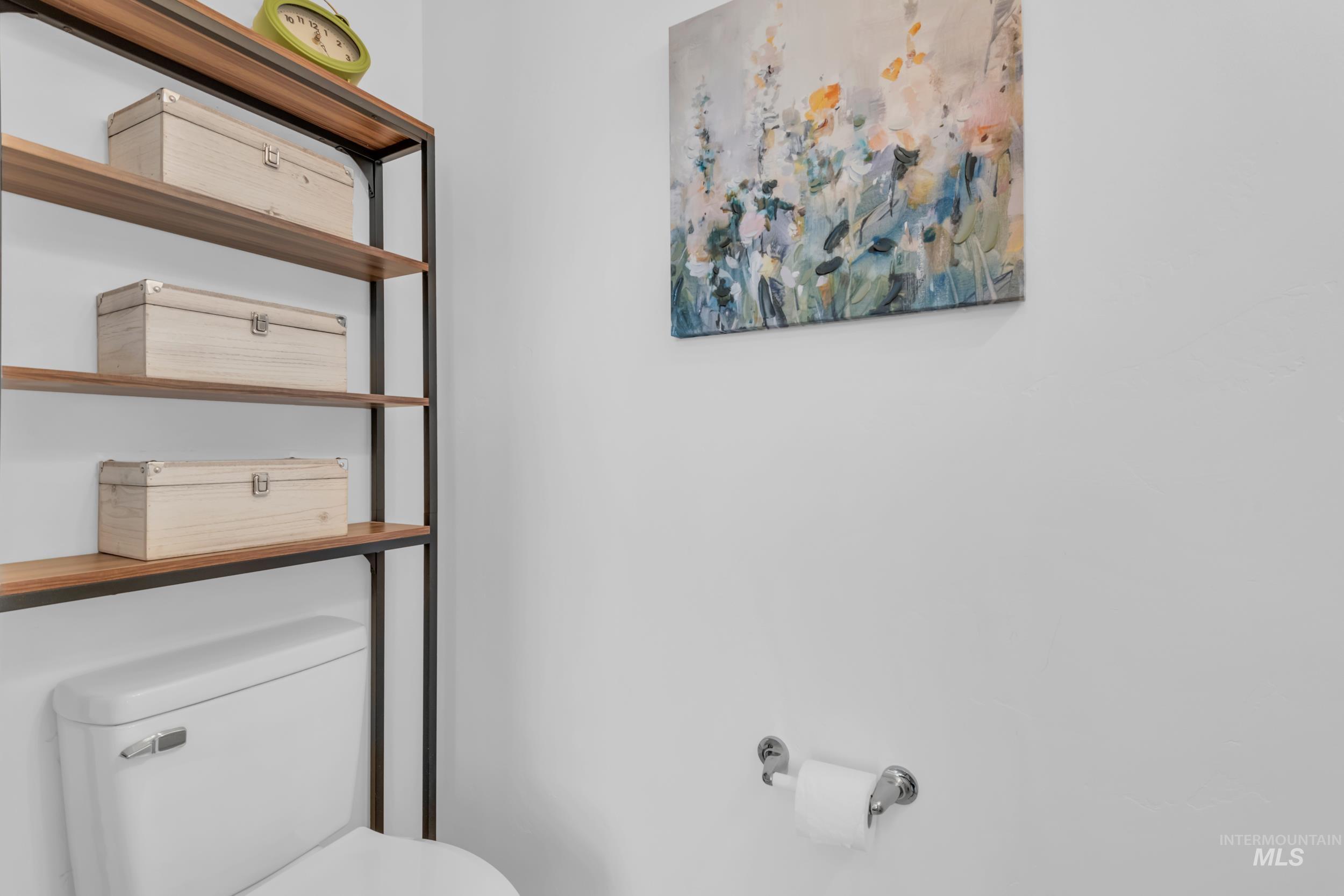 9221 W Tillamook Dr, Boise, Idaho 83709, 3 Bedrooms, 2.5 Bathrooms, Residential For Sale, Price $459,000,MLS 98971058