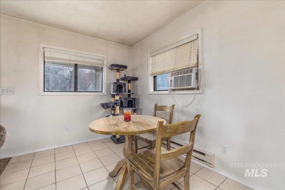 504 E Bates Ave, Parma, Idaho 83660, 1 Bedroom, 1 Bathroom, Residential For Sale, Price $160,000, 98971059