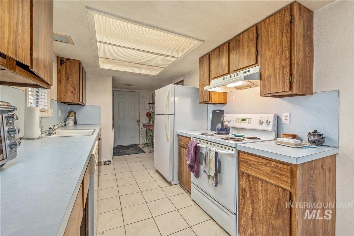 504 E Bates Ave, Parma, Idaho 83660, 1 Bedroom, 1 Bathroom, Residential For Sale, Price $160,000, 98971059