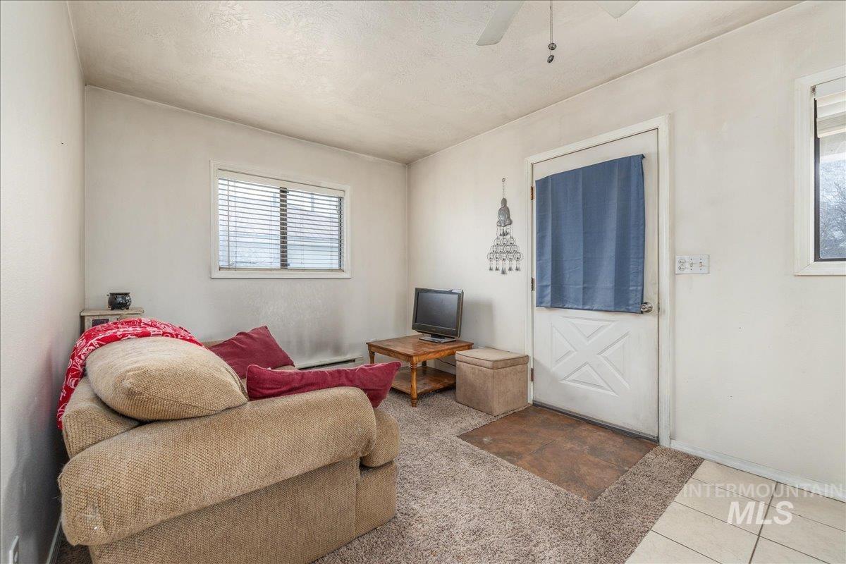 504 E Bates Ave, Parma, Idaho 83660, 1 Bedroom, 1 Bathroom, Residential For Sale, Price $160,000, 98971059