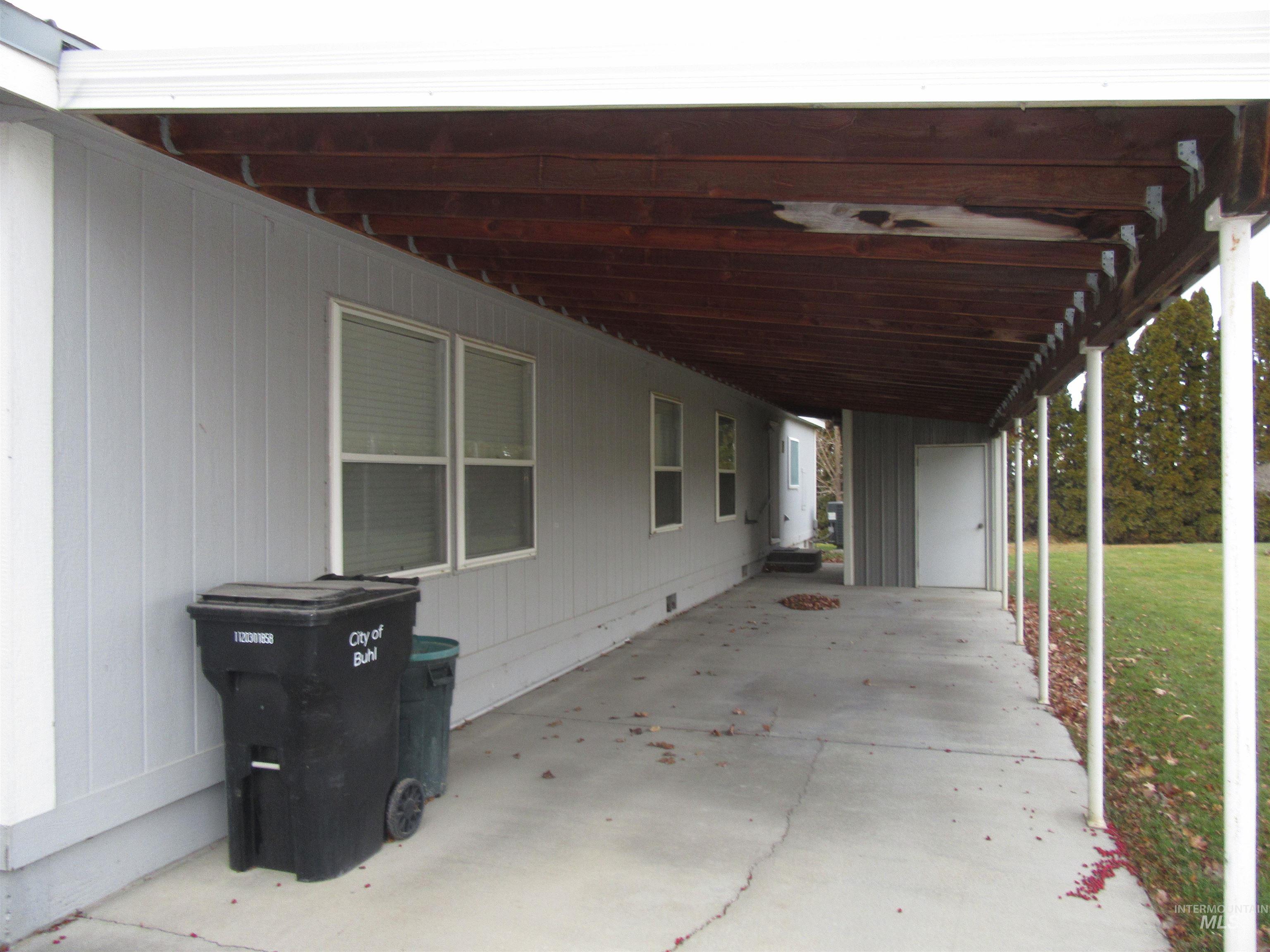 910 Moon Glo Ave, Buhl, Idaho 83316, 3 Bedrooms, 2 Bathrooms, Residential For Sale, Price $137,500,MLS 98971062