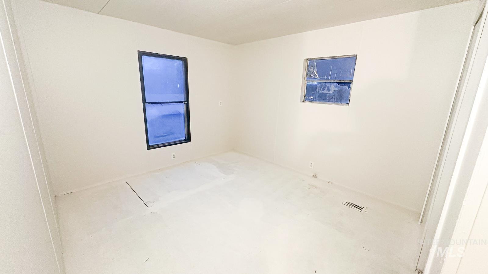 3929 N Reed St, Boise, Idaho 83714, 2 Bedrooms, 1 Bathroom, Residential For Sale, Price $15,000,MLS 98971064