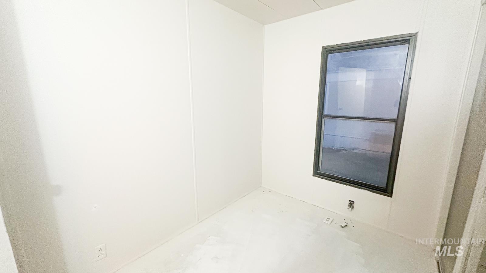 3929 N Reed St, Boise, Idaho 83714, 2 Bedrooms, 1 Bathroom, Residential For Sale, Price $15,000,MLS 98971064