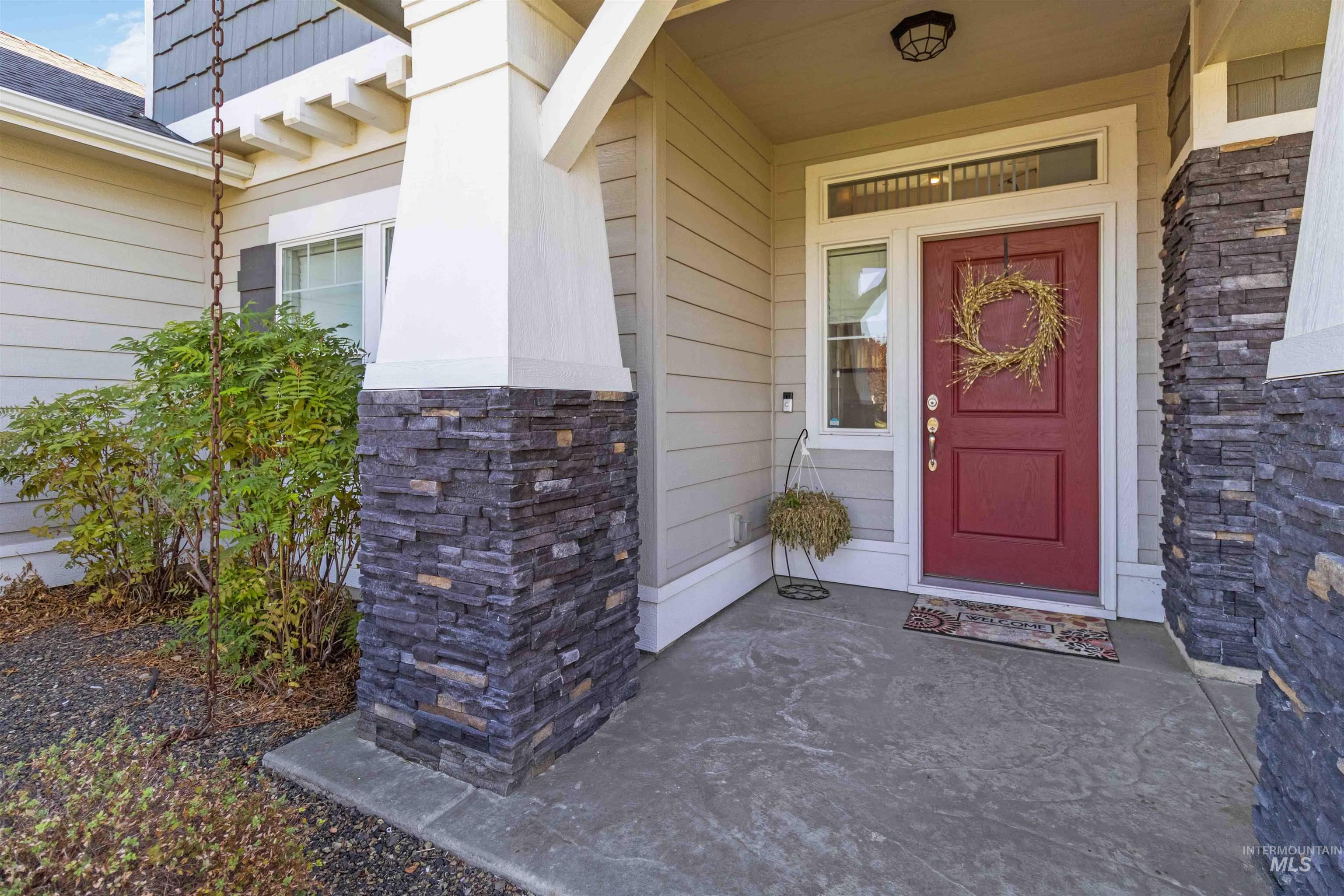 892 N. Chastain Lane, Eagle, Idaho 83616, 5 Bedrooms, 2.5 Bathrooms, Residential For Sale, Price $777,000, 98971065