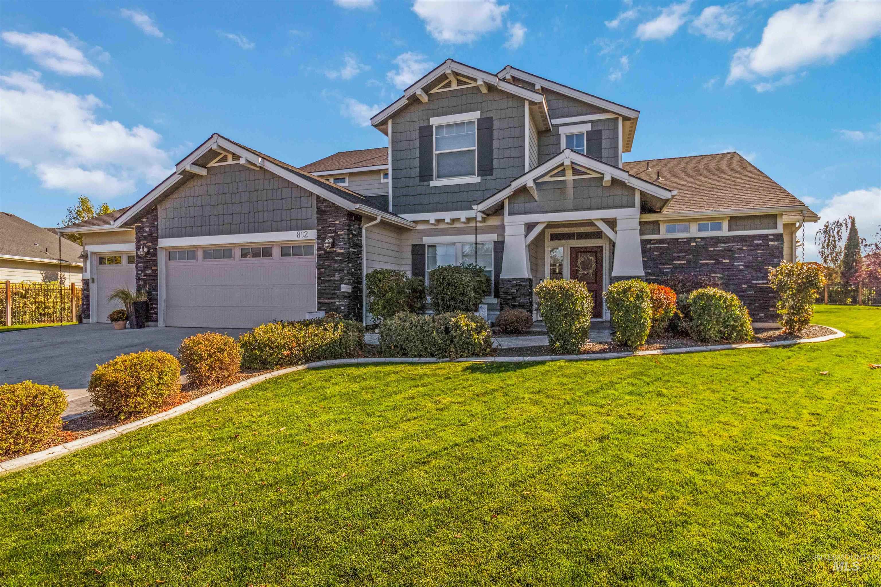 892 N. Chastain Lane, Eagle, Idaho 83616, 5 Bedrooms, 2.5 Bathrooms, Residential For Sale, Price $767,000,MLS 98971065