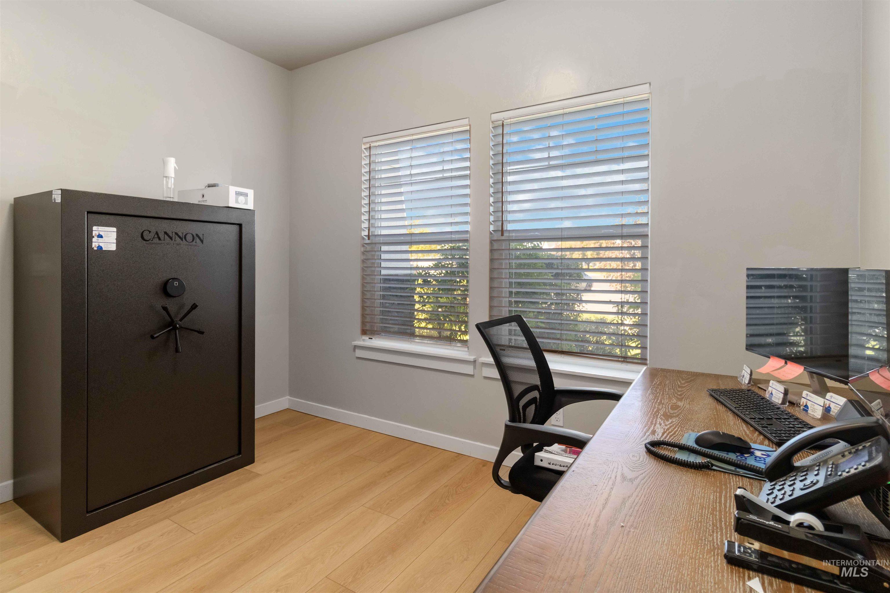 892 N. Chastain Lane, Eagle, Idaho 83616, 5 Bedrooms, 2.5 Bathrooms, Residential For Sale, Price $777,000, 98971065