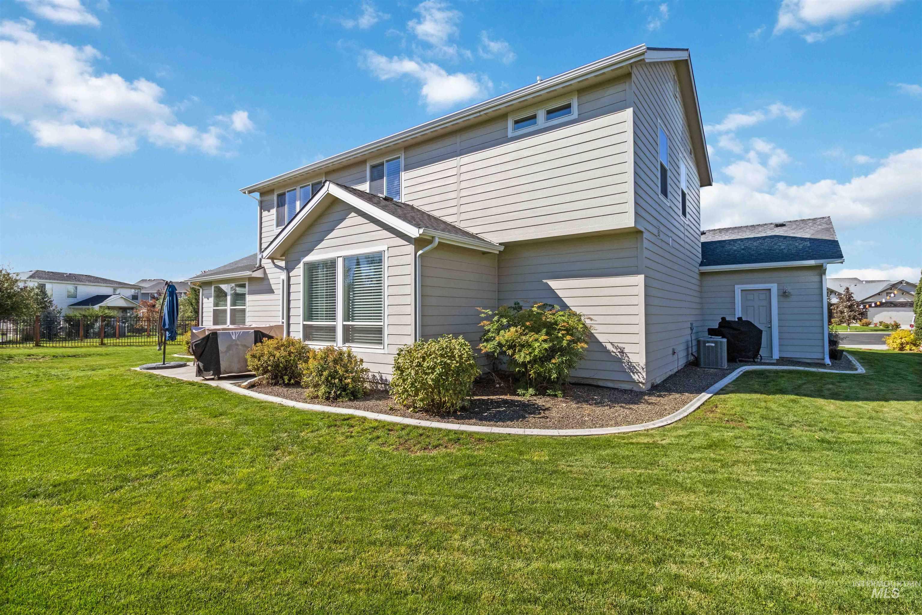 892 N. Chastain Lane, Eagle, Idaho 83616, 5 Bedrooms, 2.5 Bathrooms, Residential For Sale, Price $777,000, 98971065